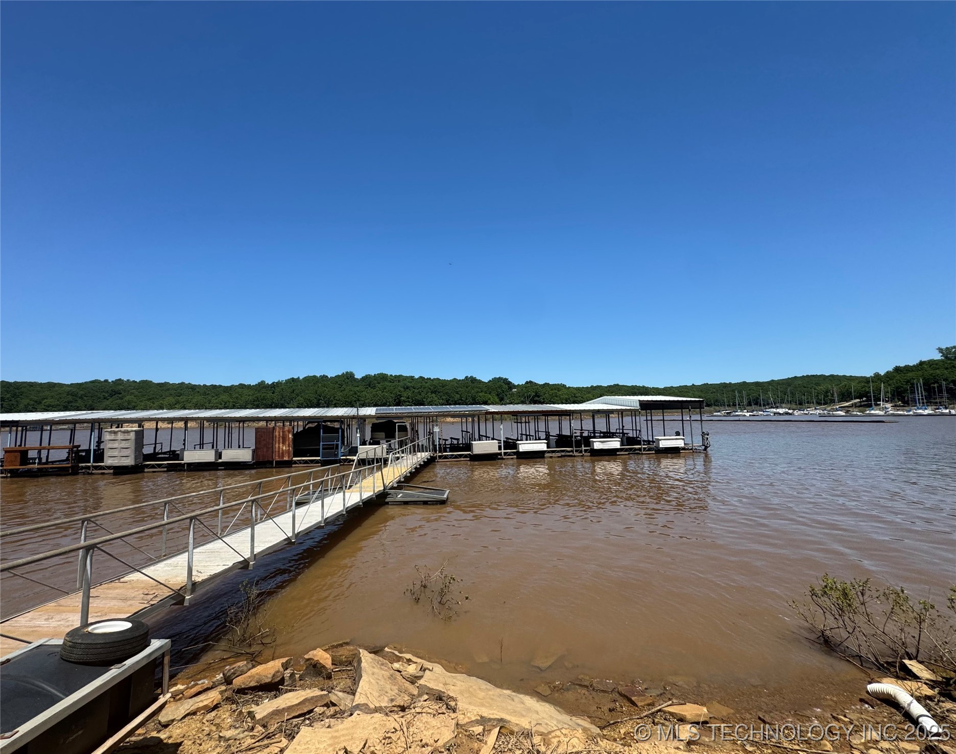 909 Bayshore Drive Property Photo 45