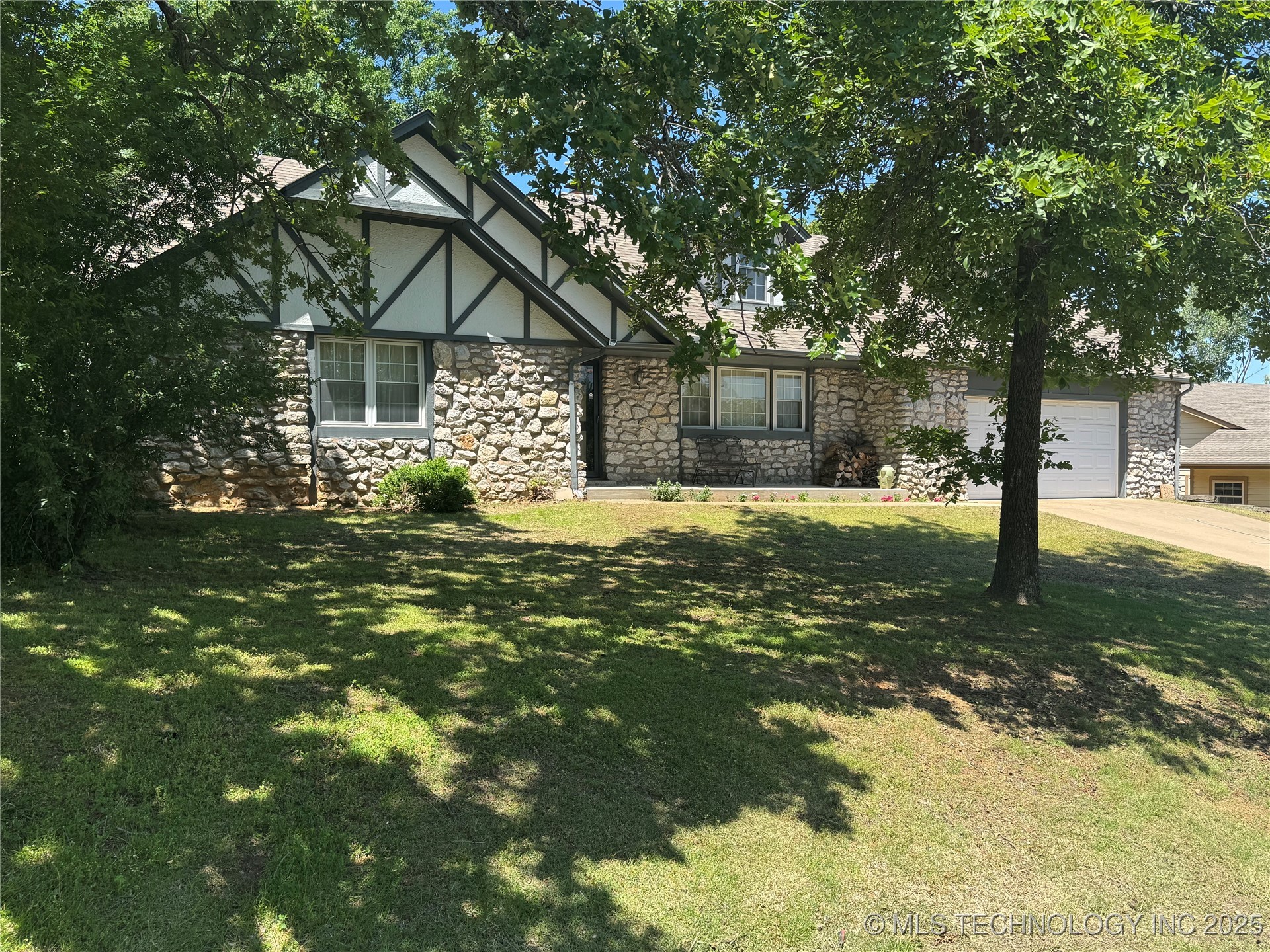 909 Bayshore Drive Property Photo 47