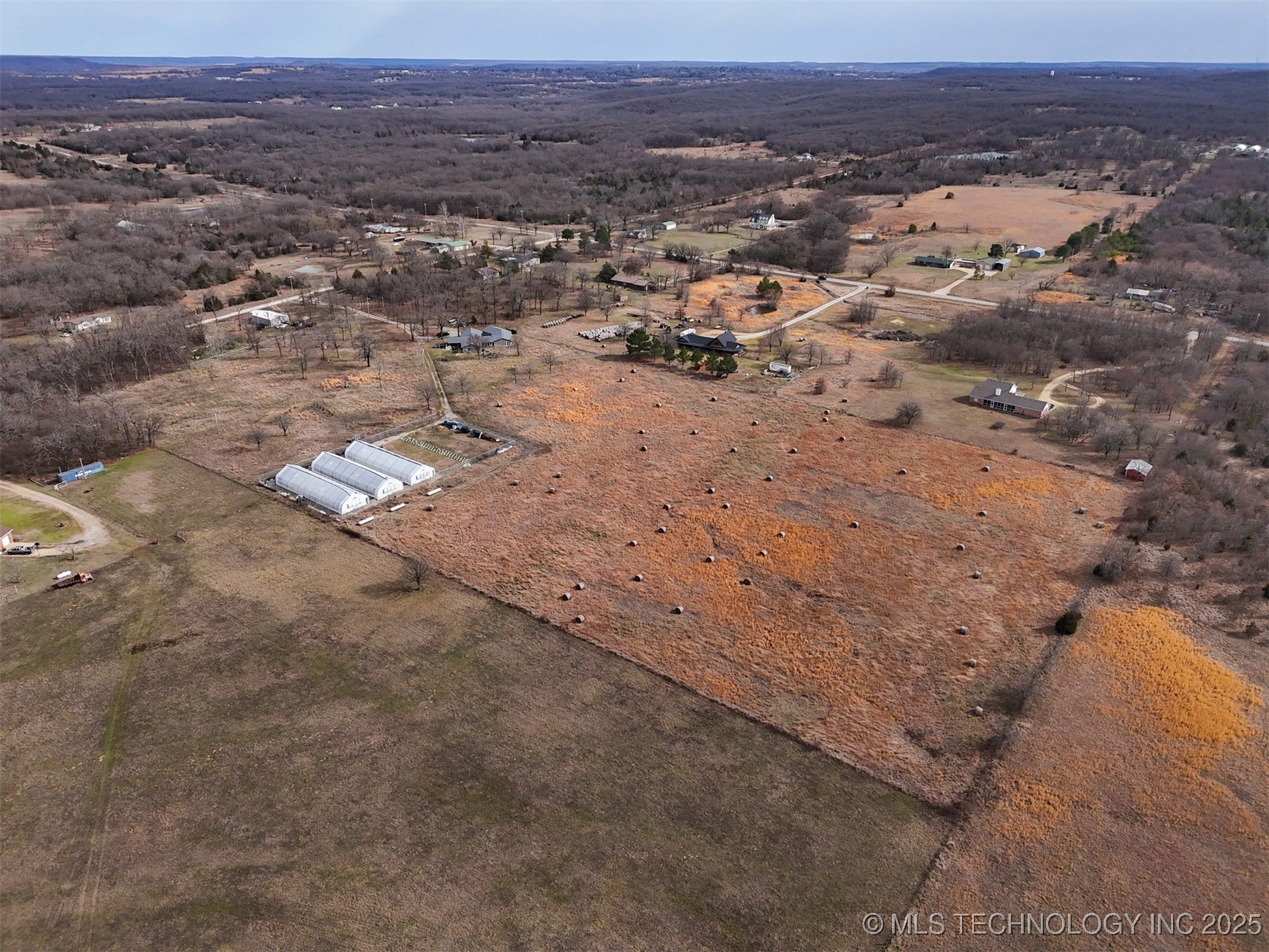 24833 S 200 Road Property Photo 1