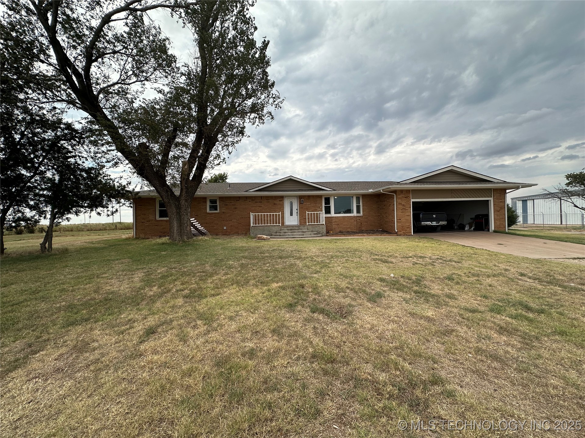 11614 W Rupe Property Photo 9