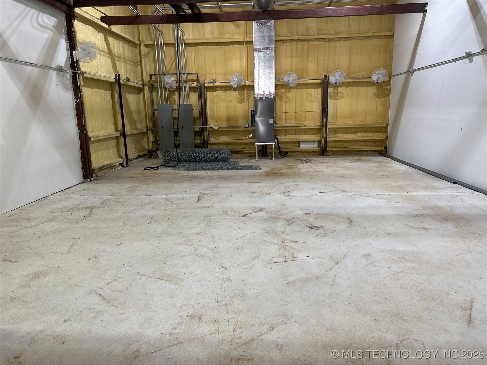 11614 W Rupe Property Photo 29