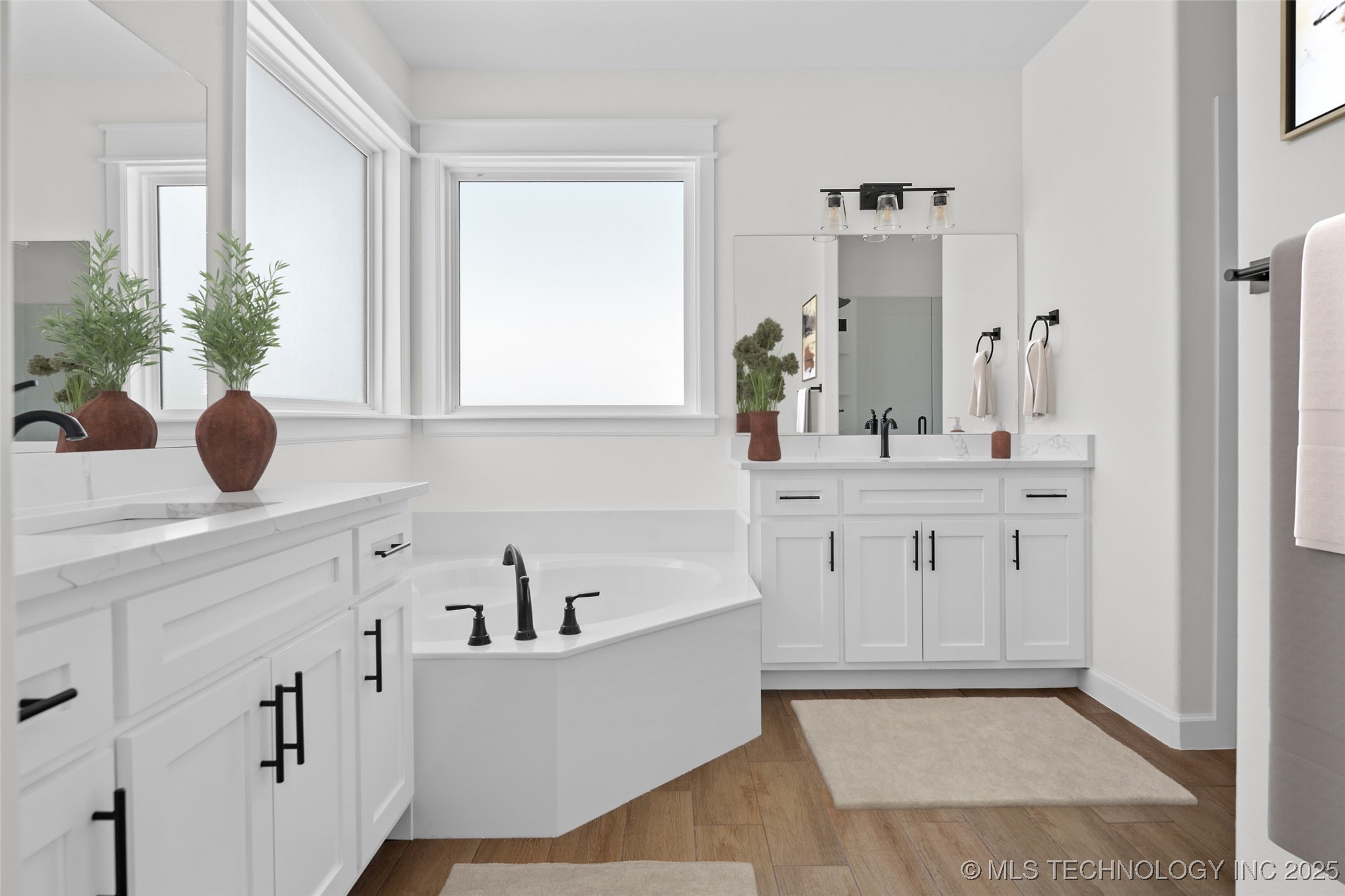 16321 E 101st Street North Property Photo 28