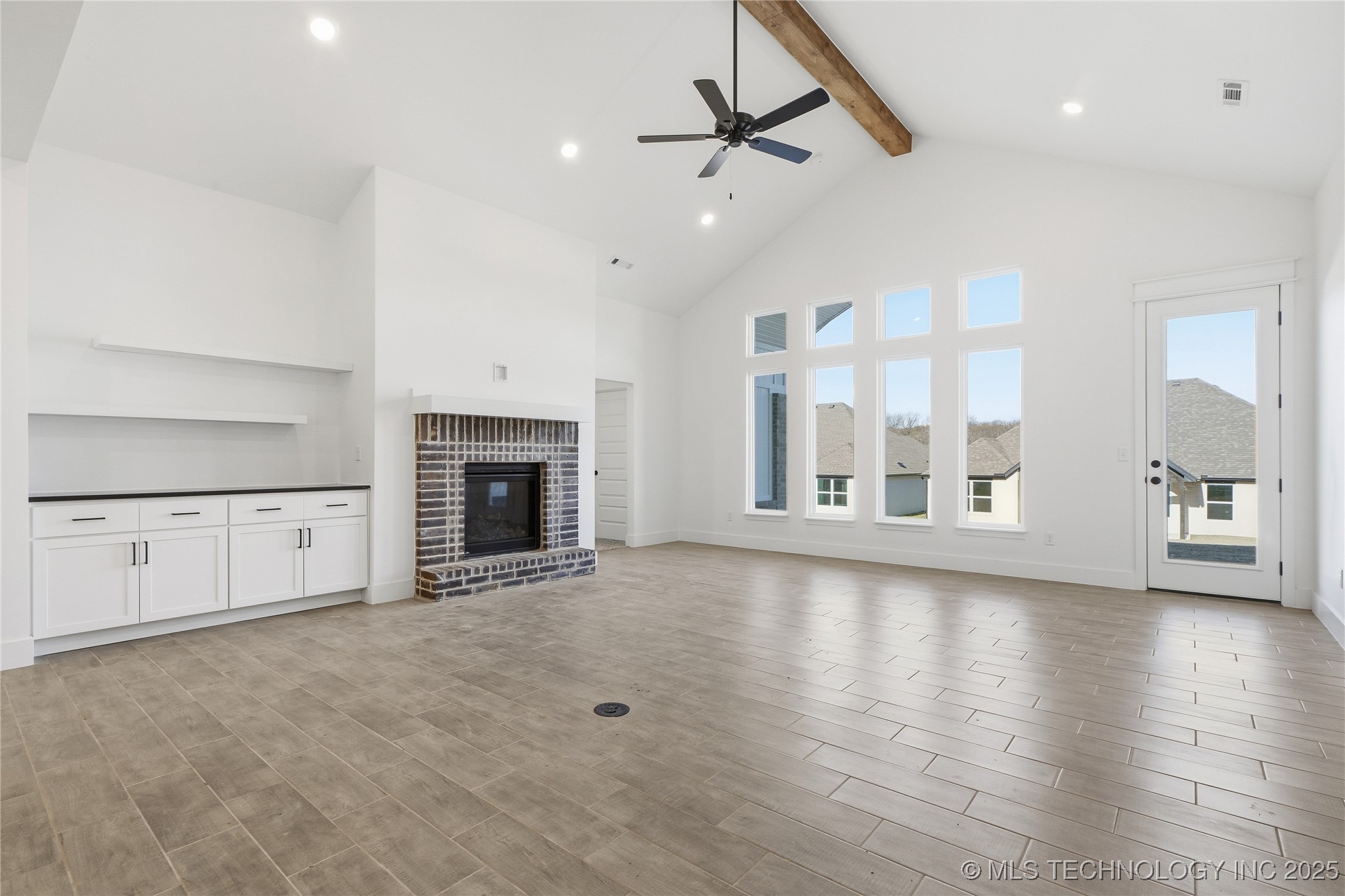 2045 E 130th Street S Property Photo 13