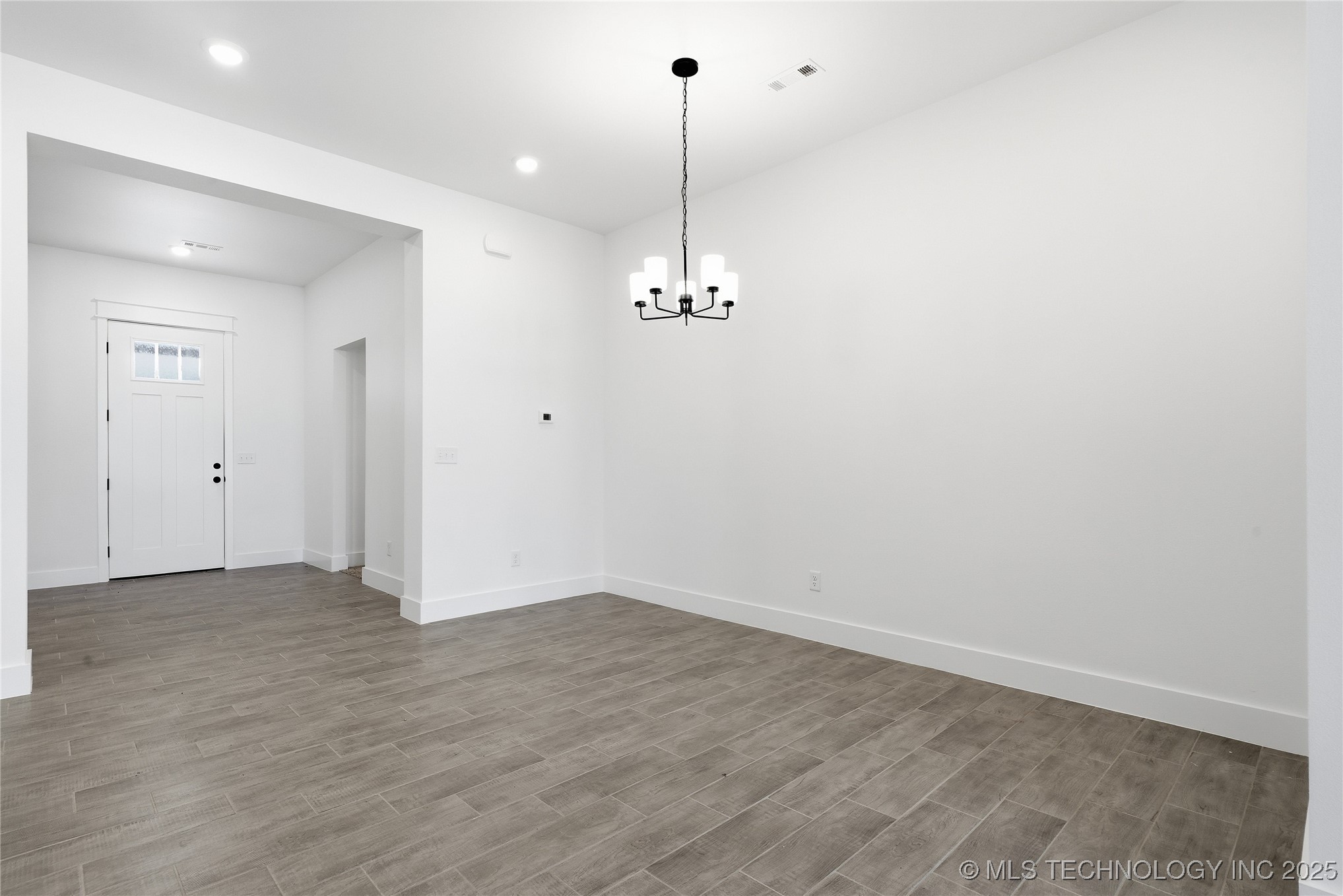 2045 E 130th Street S Property Photo 24