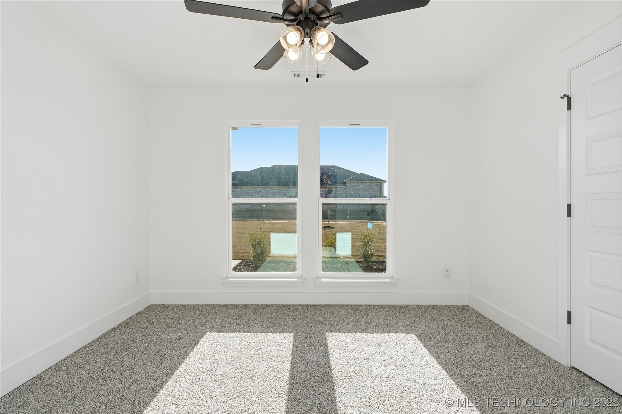 2045 E 130th Street S Property Photo 34