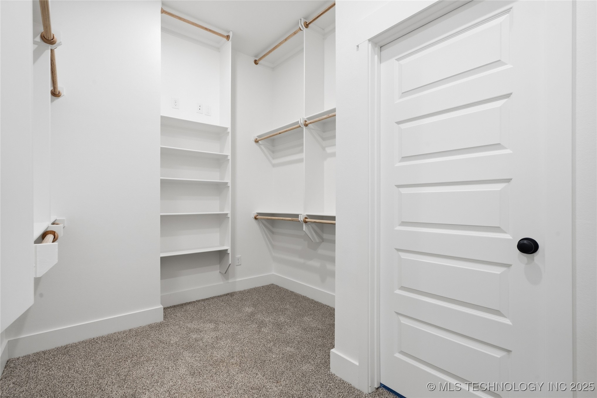 2045 E 130th Street S Property Photo 53