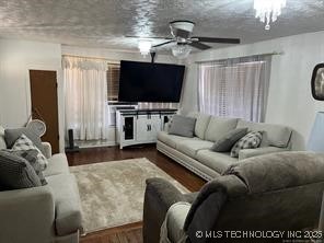 596 Forest Lane Property Photo 10