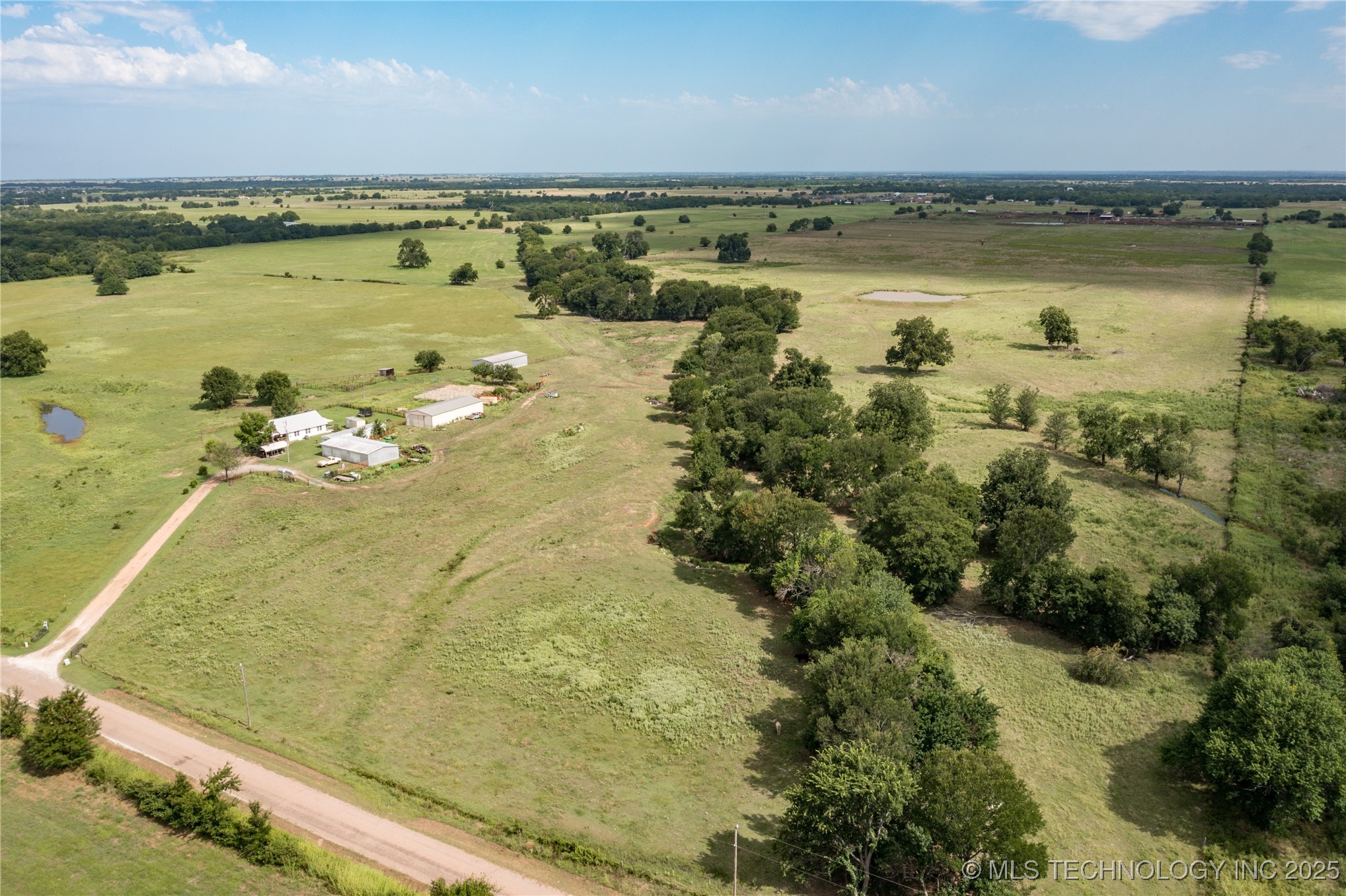 596 Forest Lane Property Photo 28
