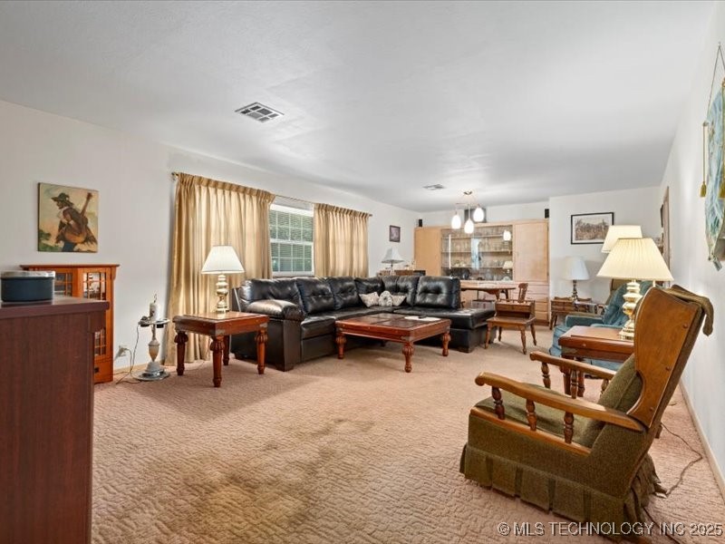 17574 Us Highway 60 Property Photo 3