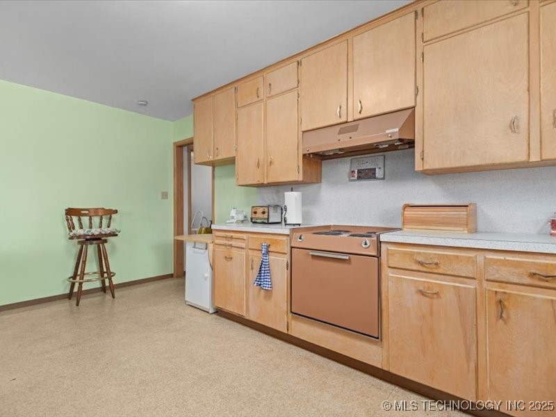 17574 Us Highway 60 Property Photo 9