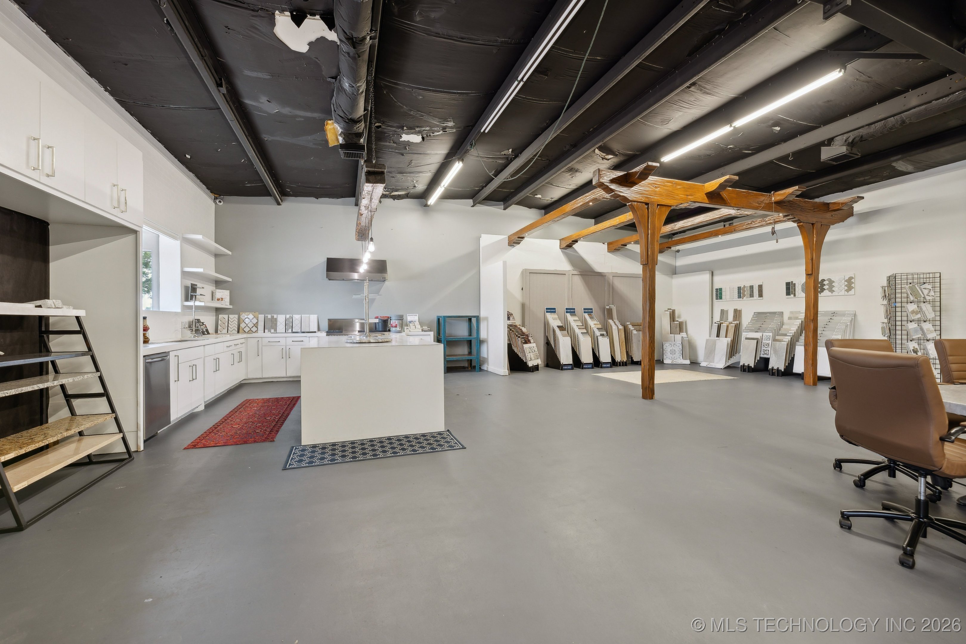 13802 S Union Place Property Photo 4