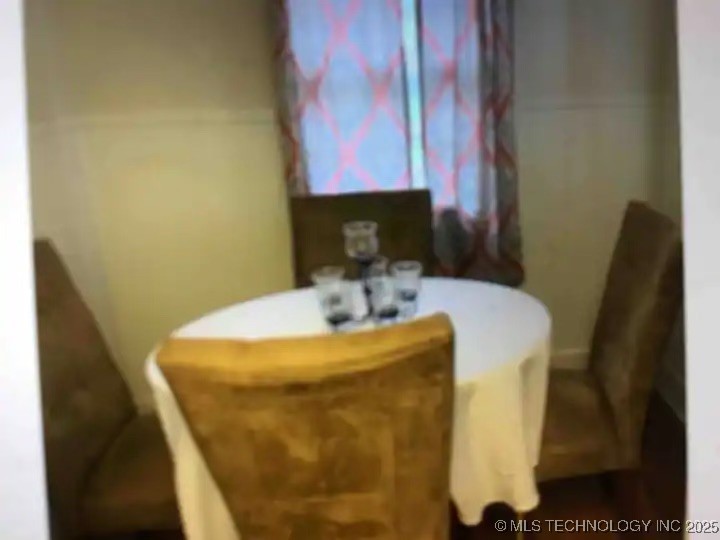 1124 W Elm Property Photo 25