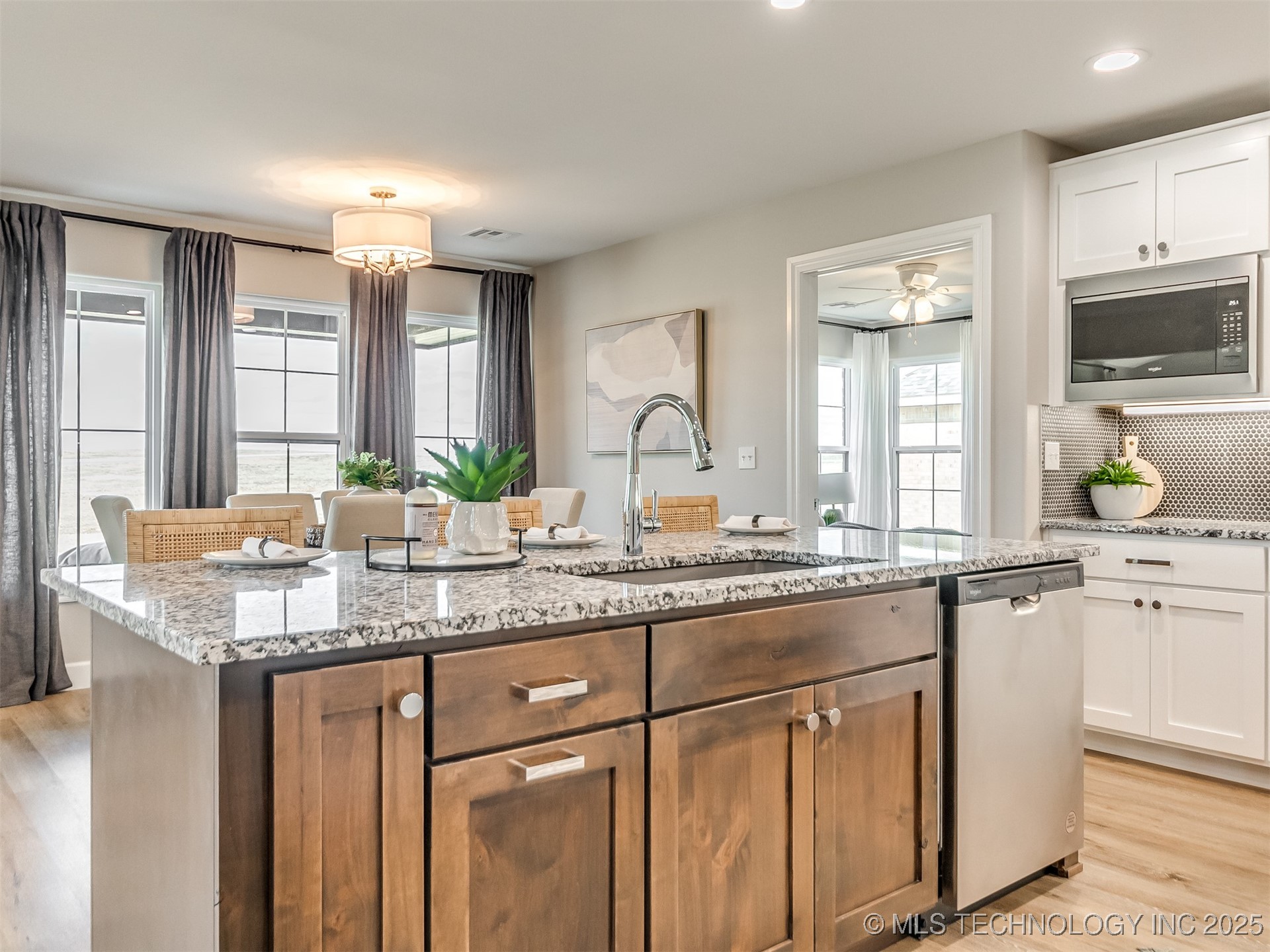 5818 Coldspring Lane Property Photo 18