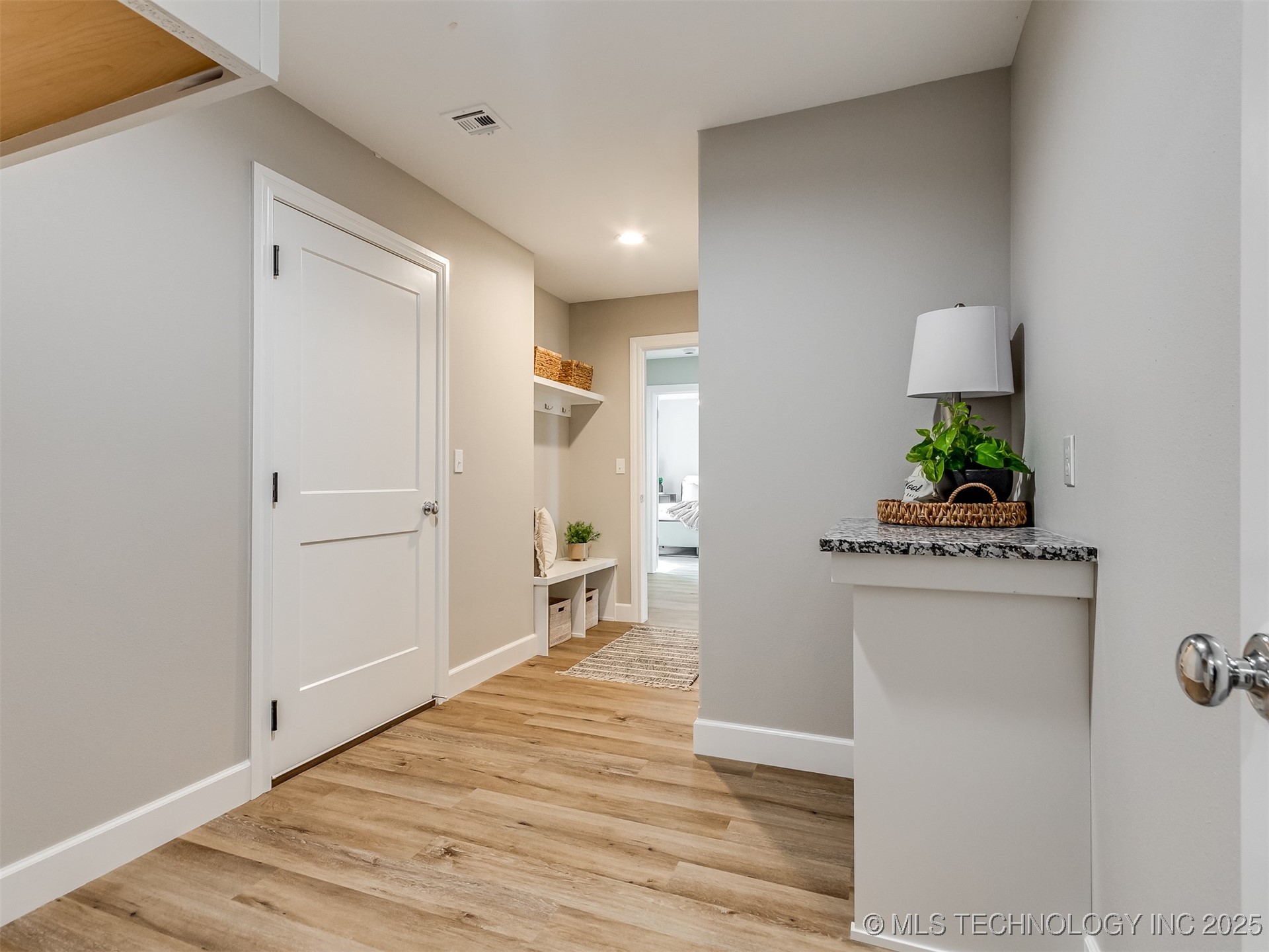 5818 Coldspring Lane Property Photo 31