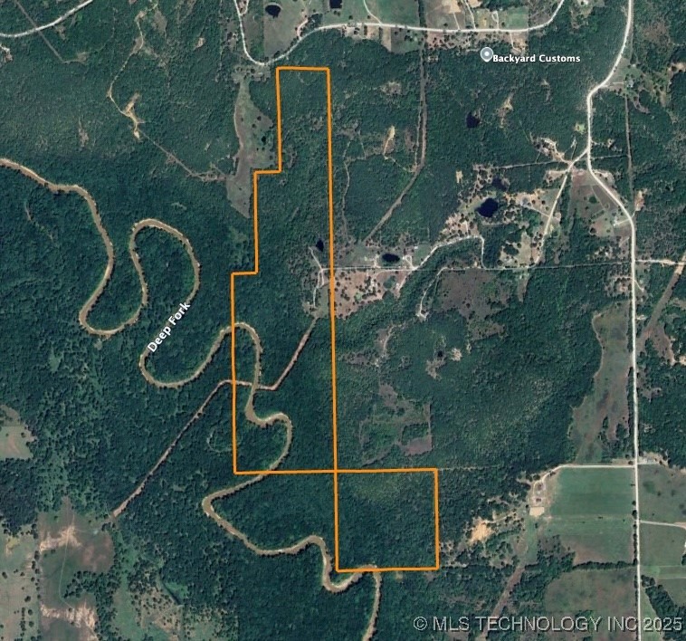 2521954 Property Photo 37