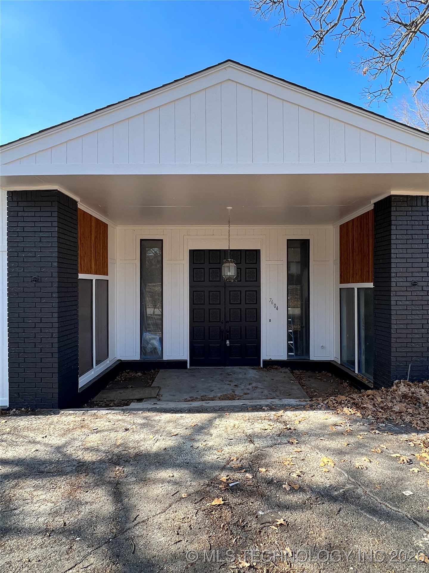 4606 E 76th Street Property Photo 1