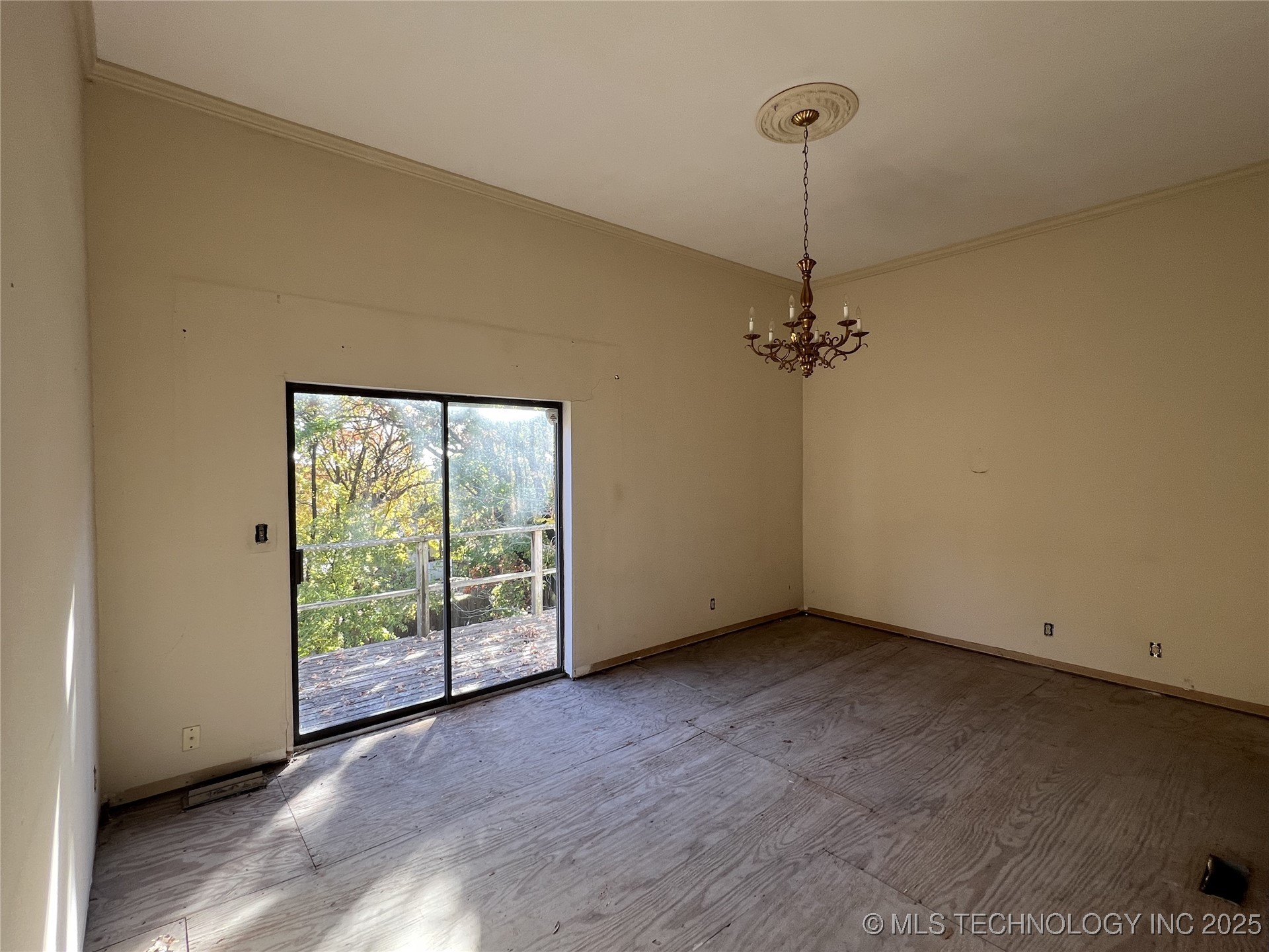 4606 E 76th Street Property Photo 18