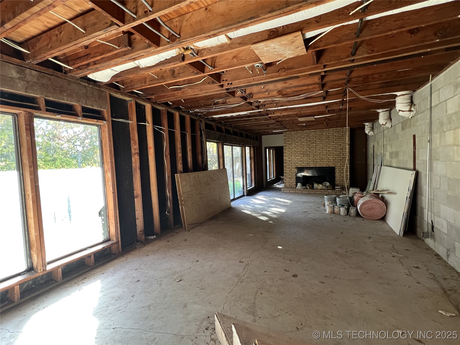 4606 E 76th Street Property Photo 23