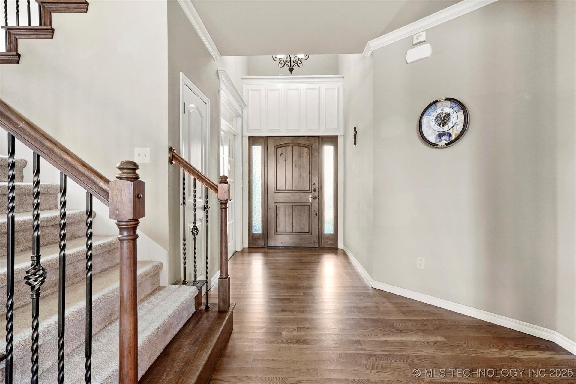 12643 S 67th East Avenue Property Photo 3