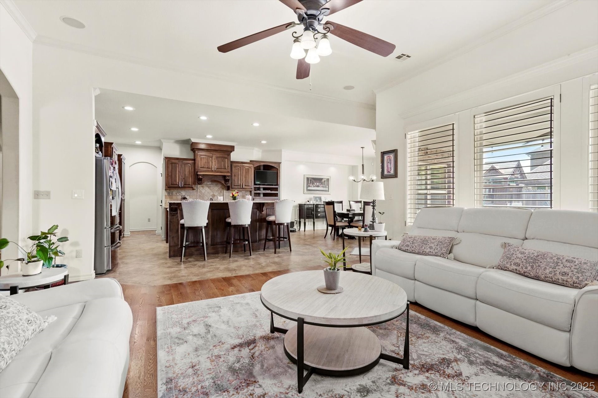 12643 S 67th East Avenue Property Photo 7