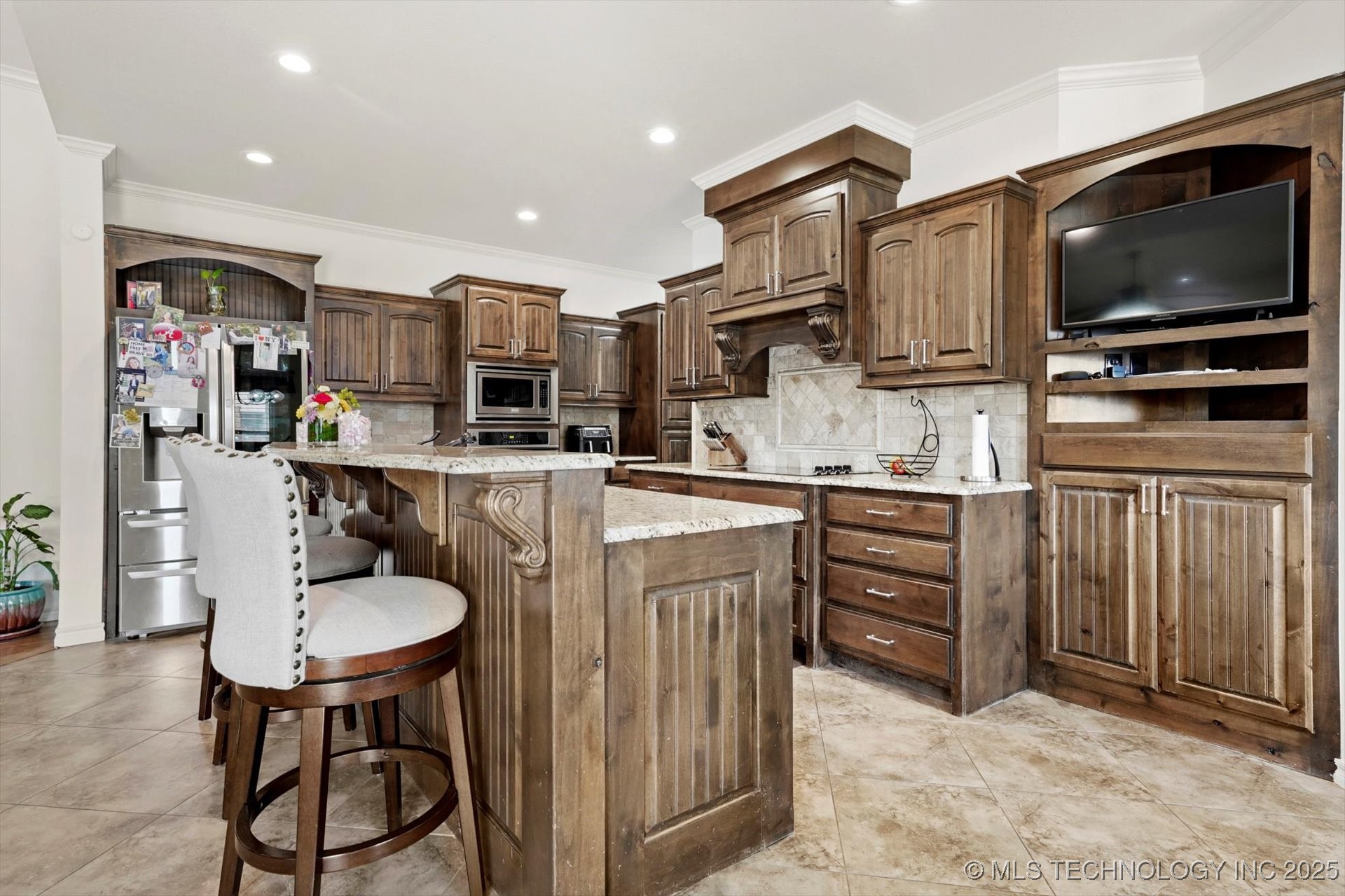 12643 S 67th East Avenue Property Photo 9