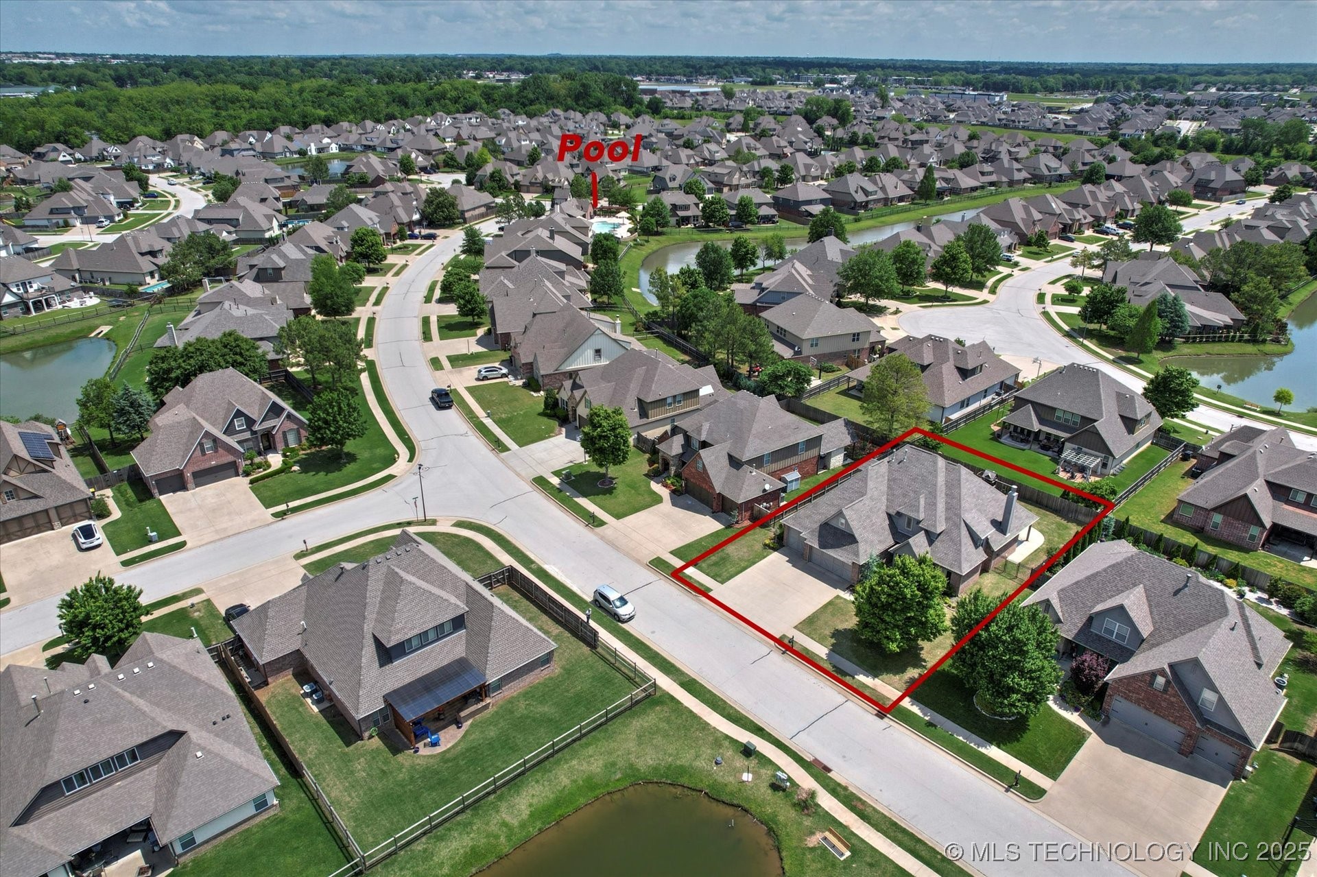 12643 S 67th East Avenue Property Photo 45