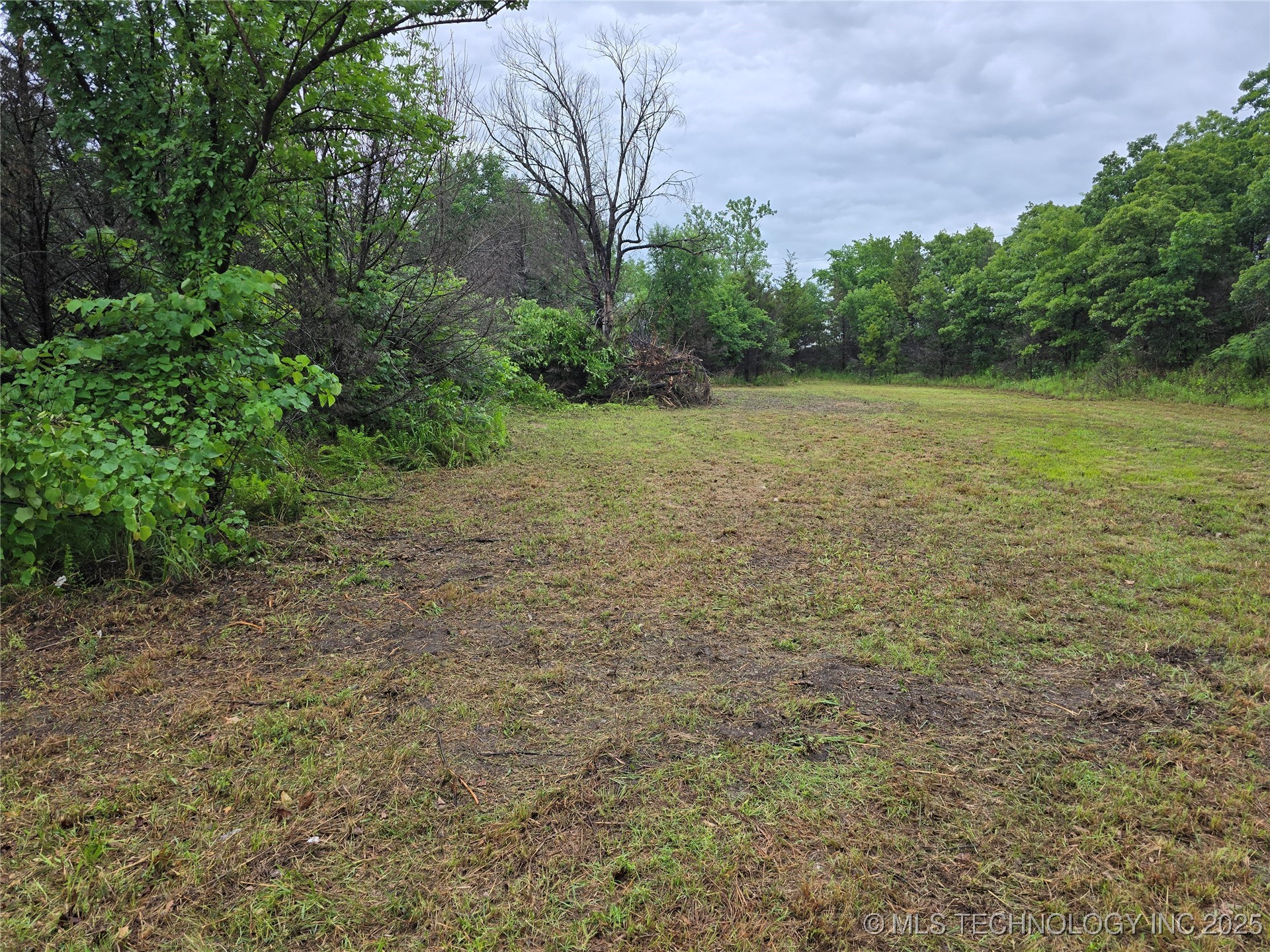 Airport Road Property Photo 5