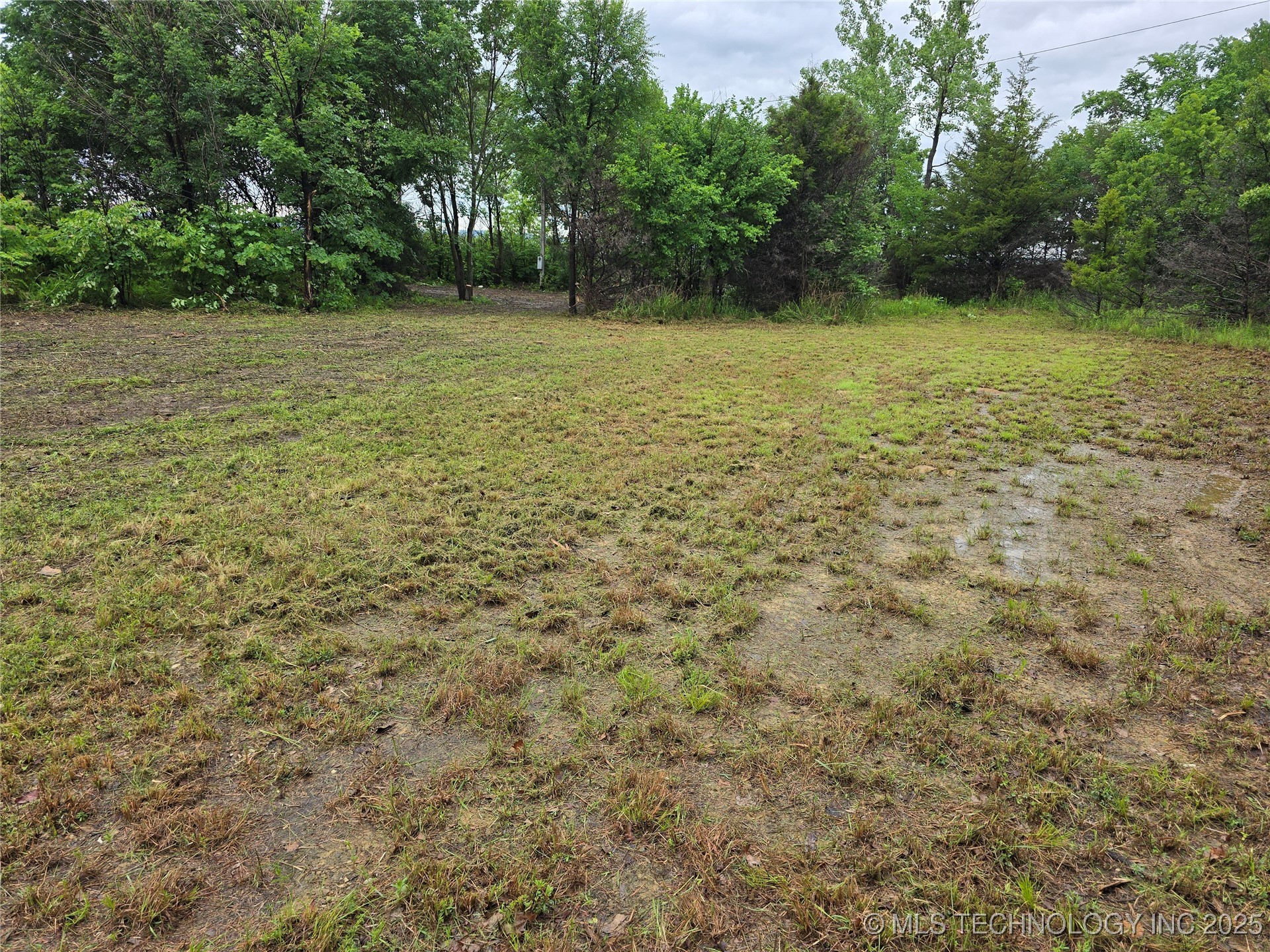 Airport Road Property Photo 11