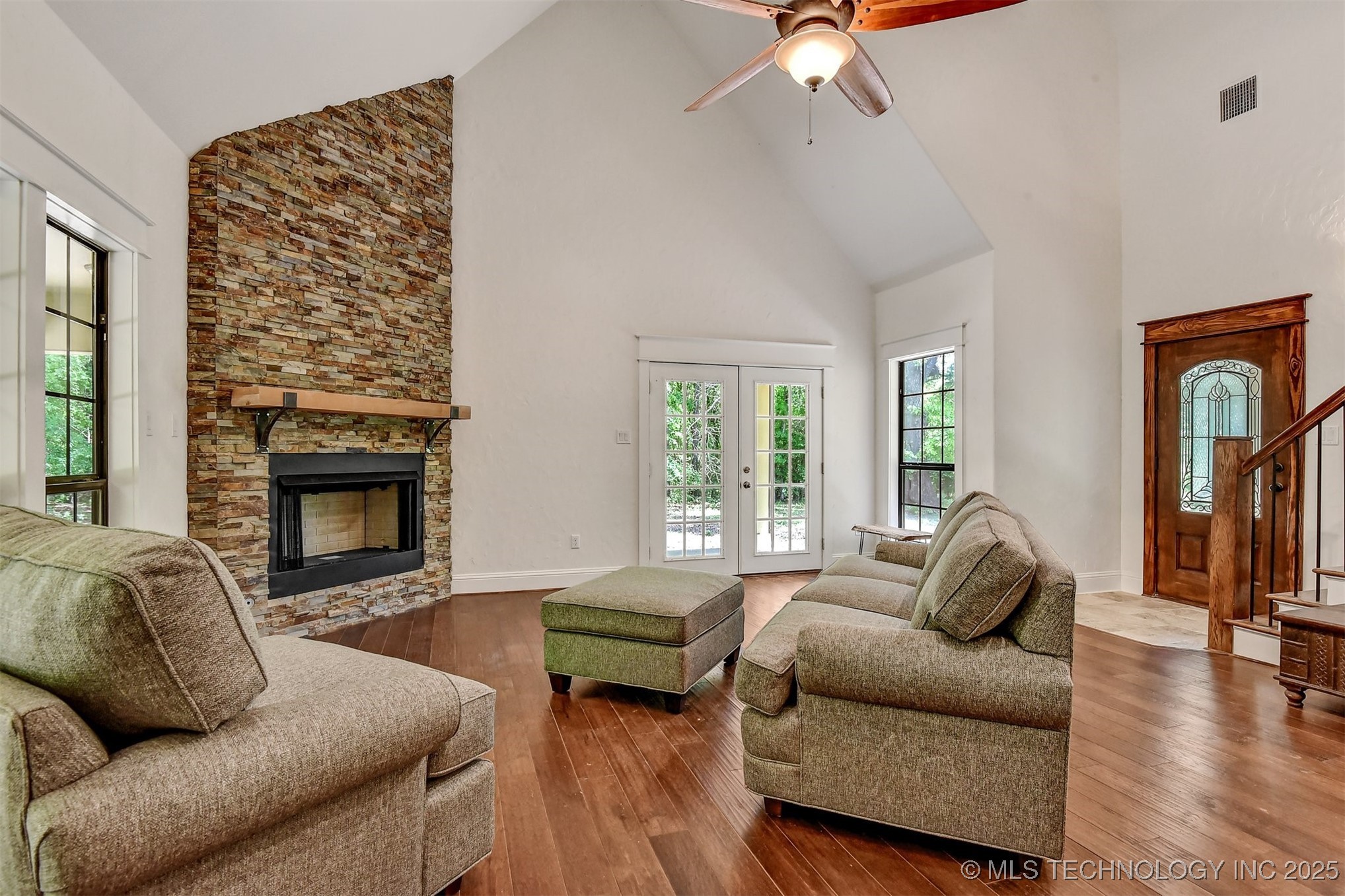 900 W Hardesty Road Property Photo 6