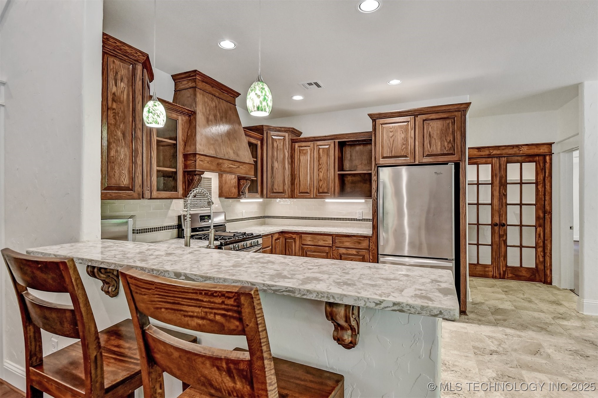 900 W Hardesty Road Property Photo 9