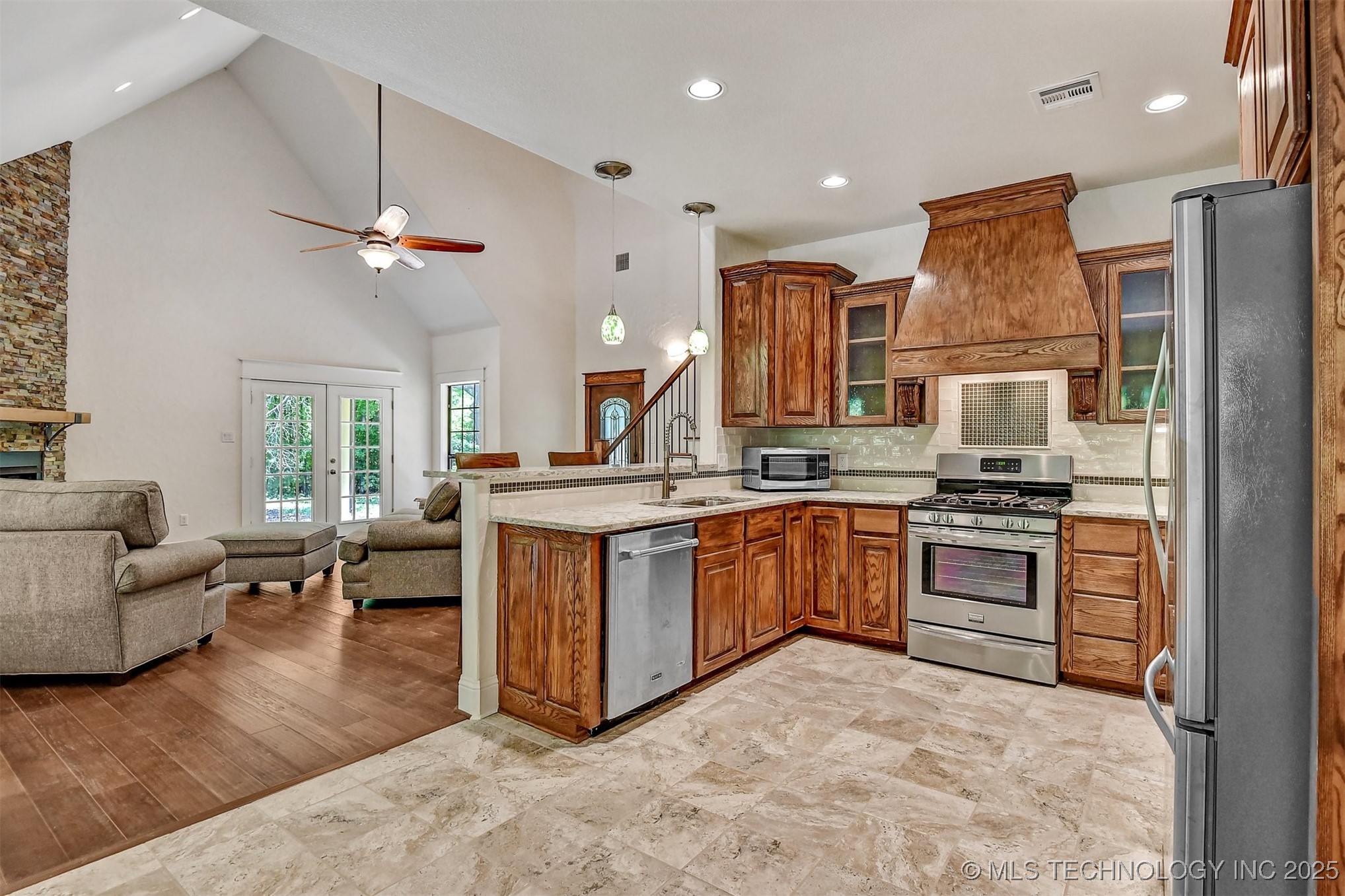 900 W Hardesty Road Property Photo 10