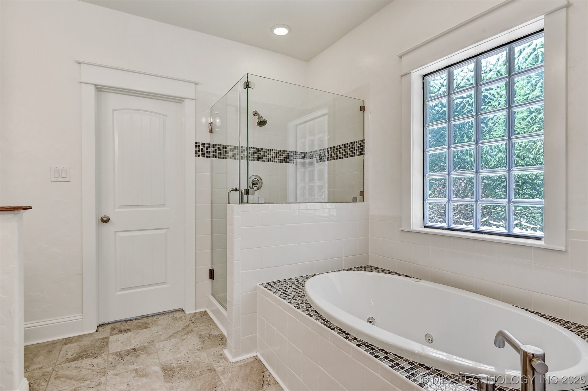 900 W Hardesty Road Property Photo 19