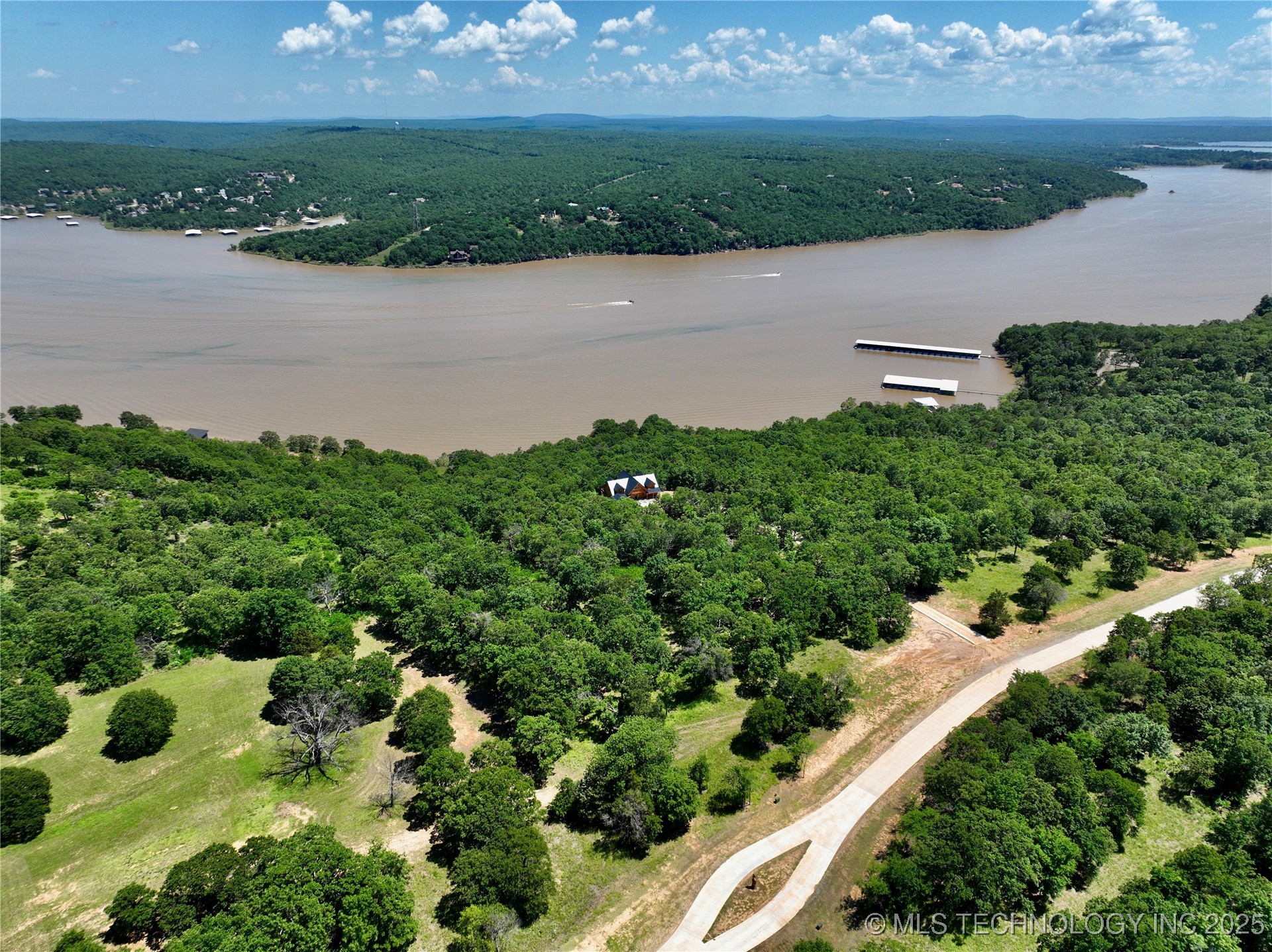 69 Patriot Pointe Property Photo 6