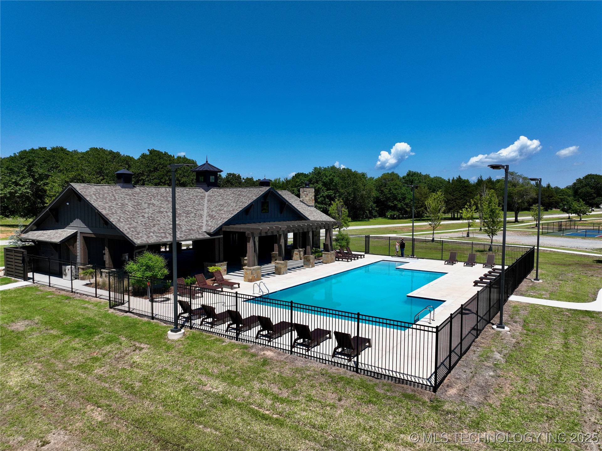 69 Patriot Pointe Property Photo 13