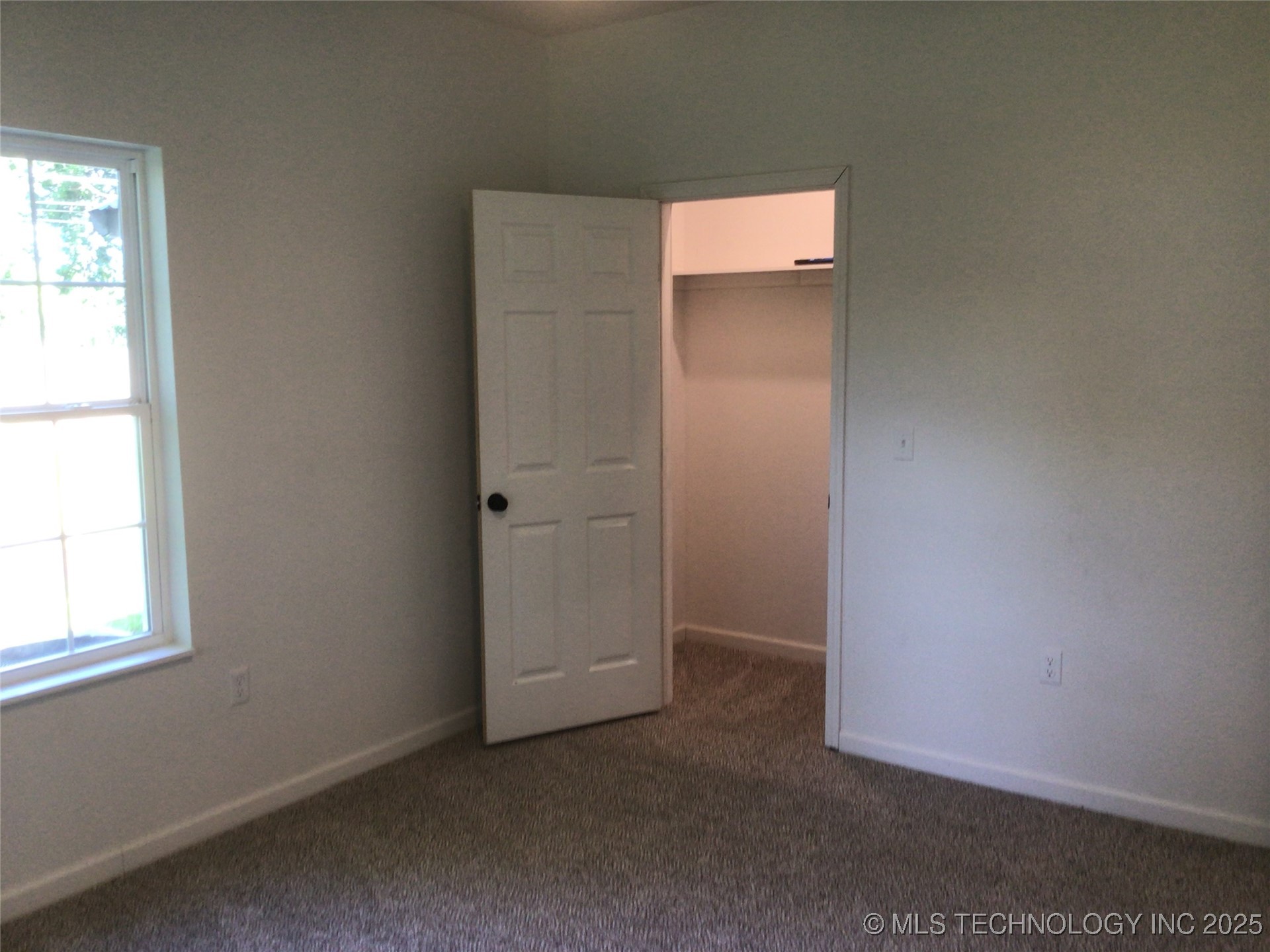 218 N Vann Street Property Photo 9