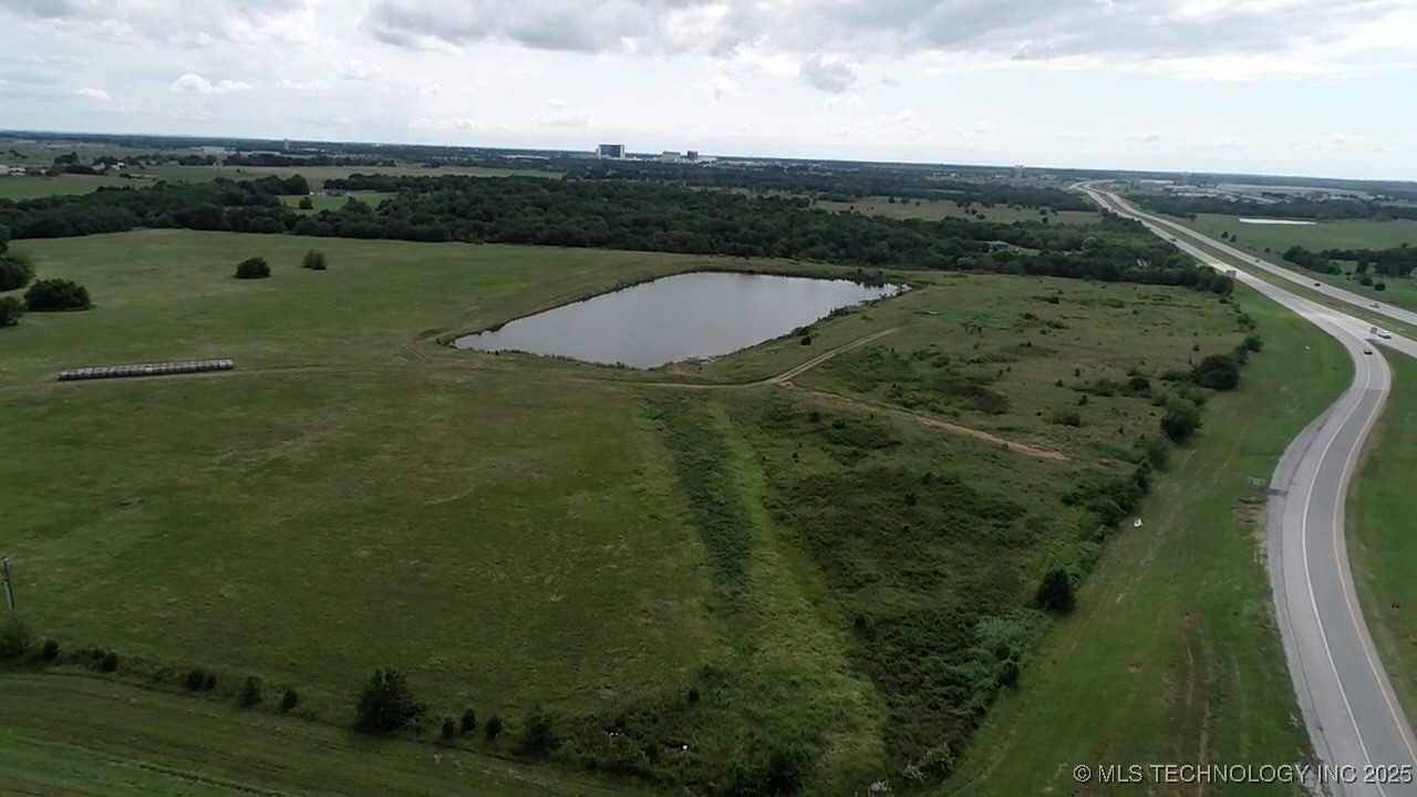 004 Se 3rd Avenue Property Photo 14