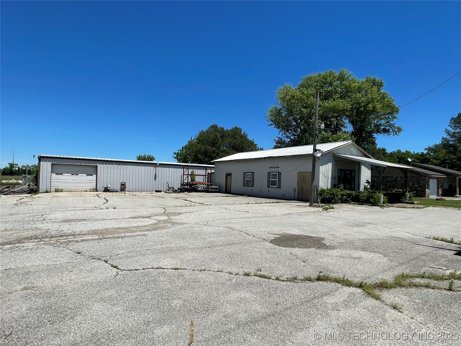 878 W Ketchum Avenue Property Photo 14