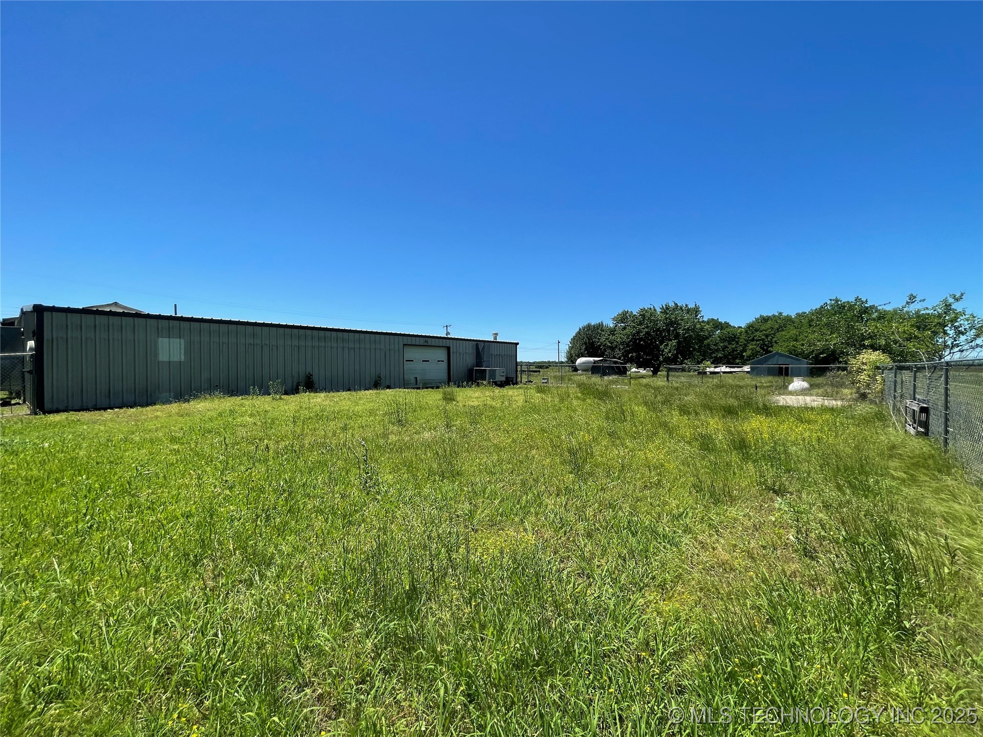 878 W Ketchum Avenue Property Photo 21