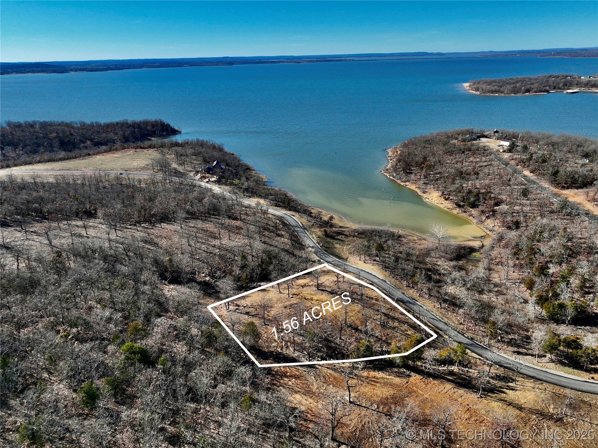 240 Patriot Pointe Property Photo 2