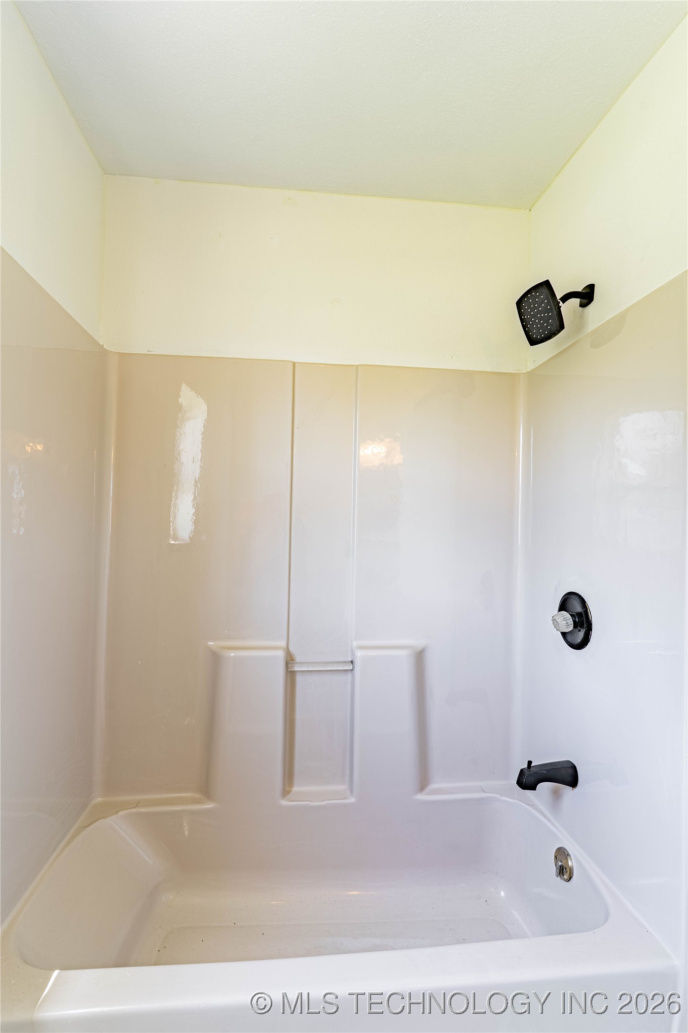 302 E 8th Avenue Property Photo 13