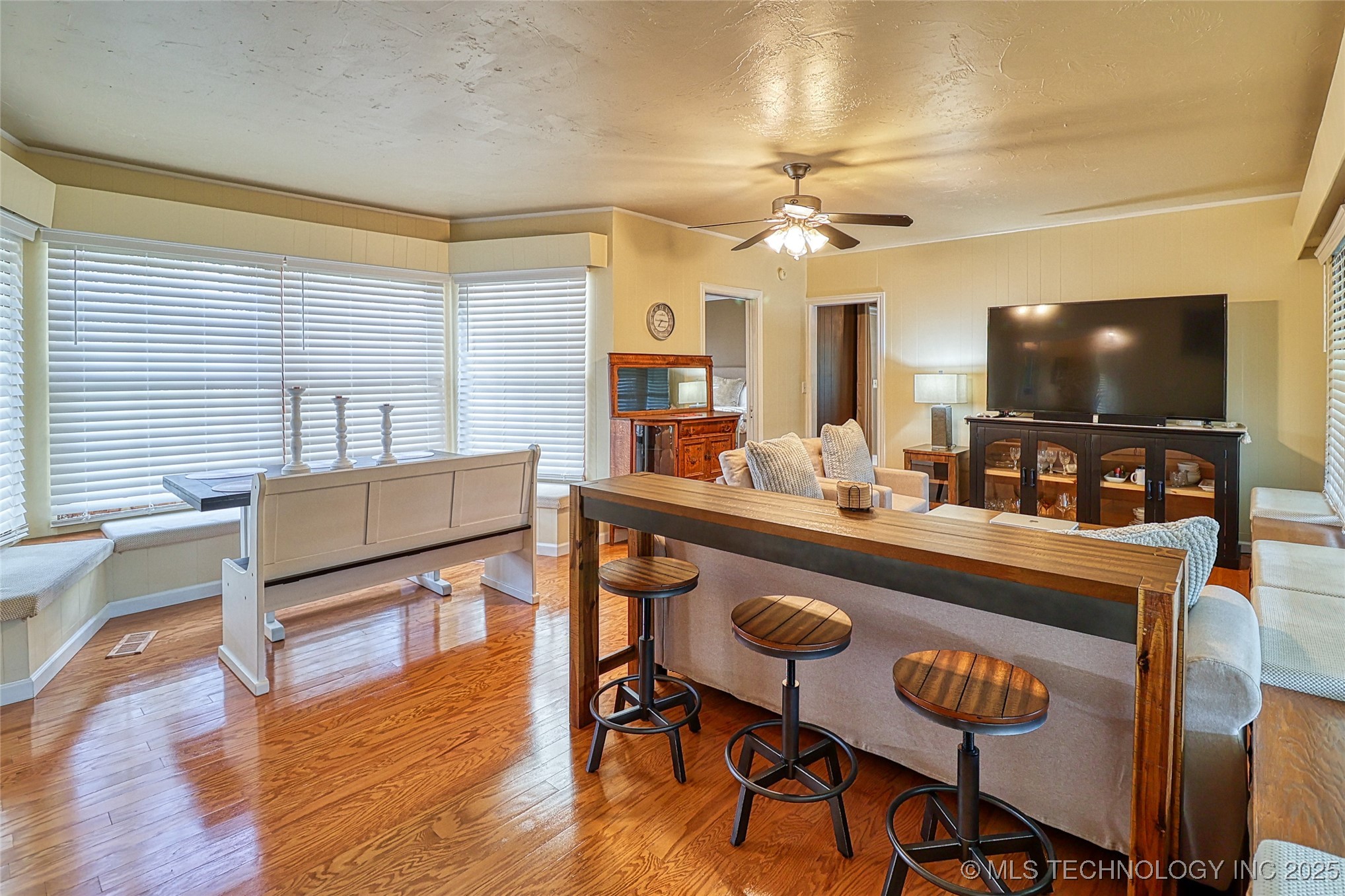 14 E Smith Avenue Property Photo 11