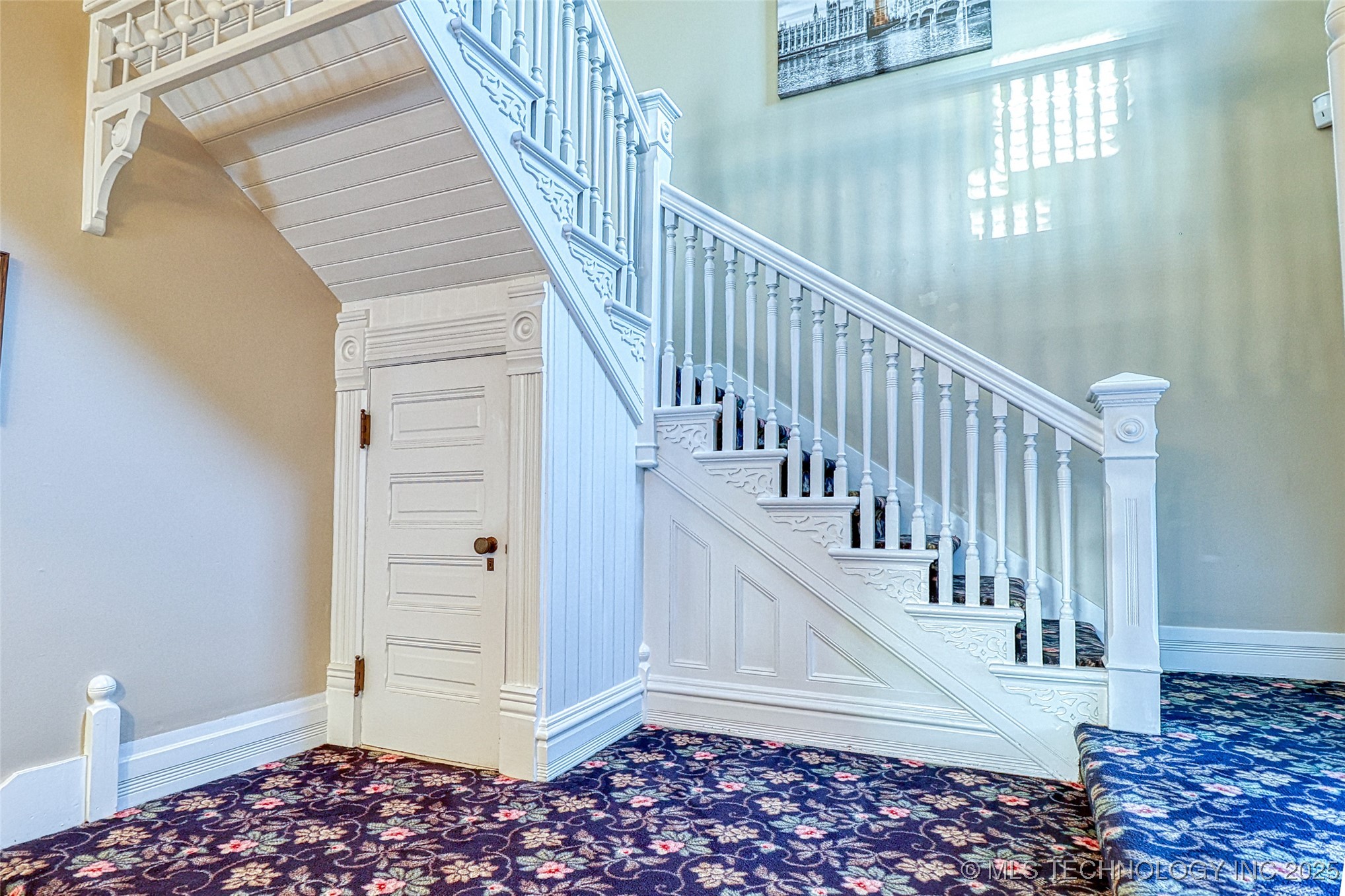 14 E Smith Avenue Property Photo 17