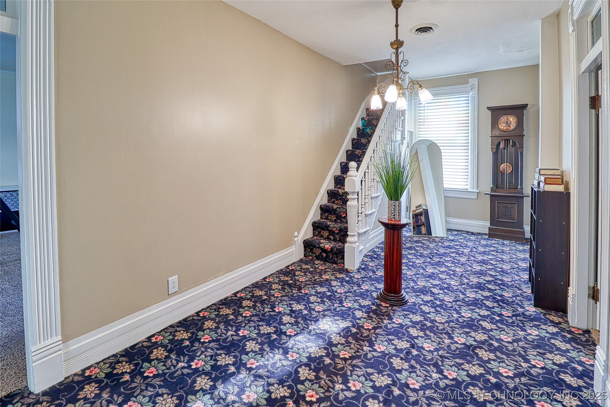 14 E Smith Avenue Property Photo 19