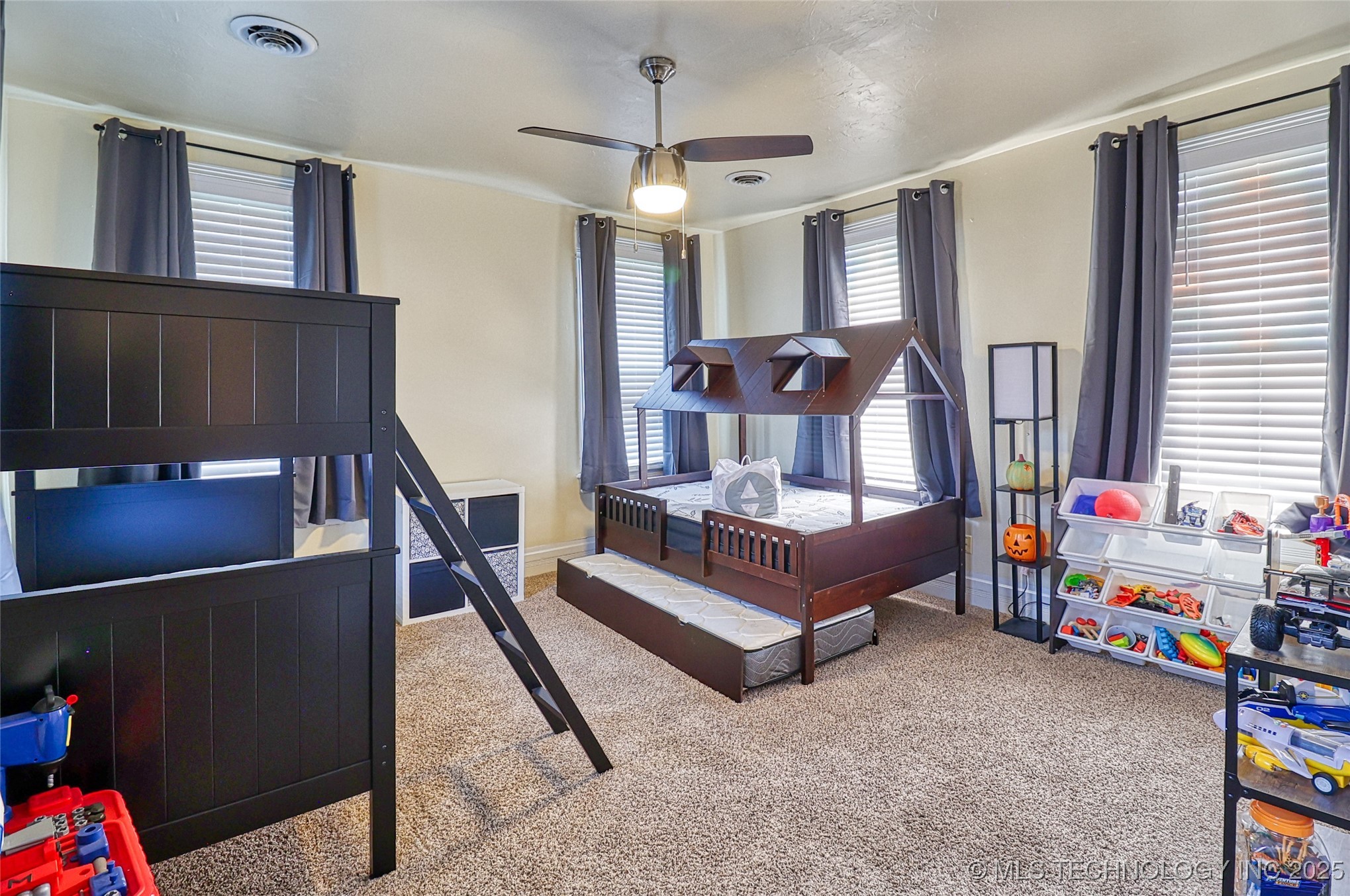 14 E Smith Avenue Property Photo 29