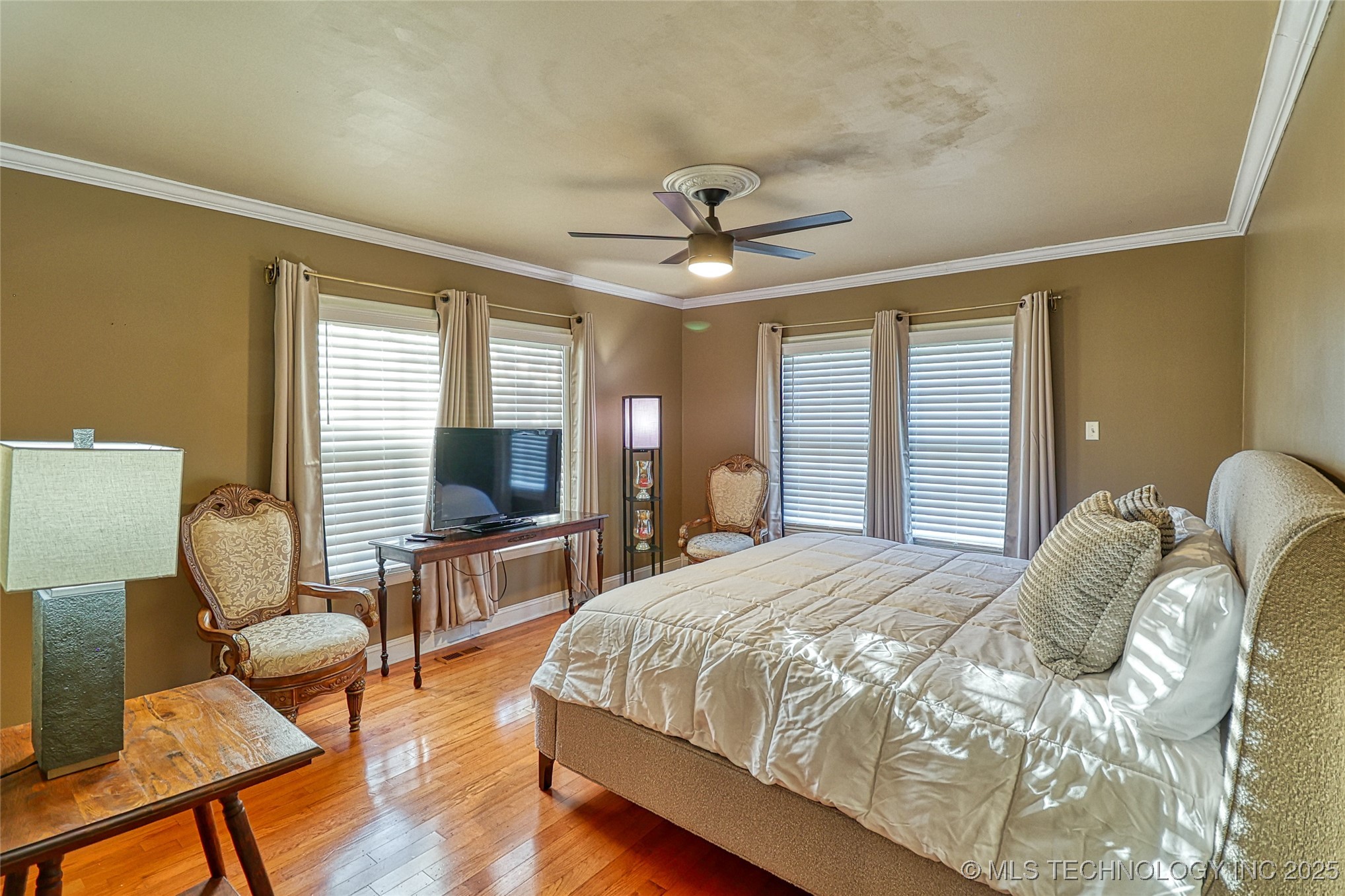 14 E Smith Avenue Property Photo 36