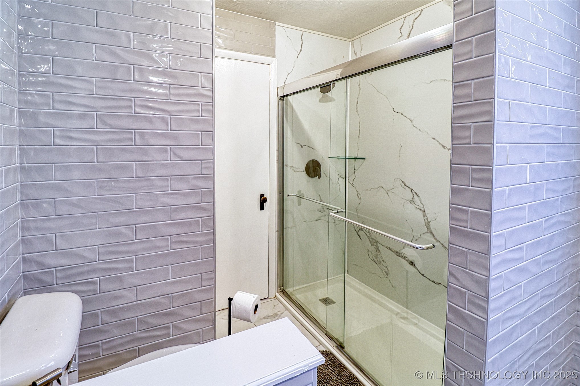 14 E Smith Avenue Property Photo 40