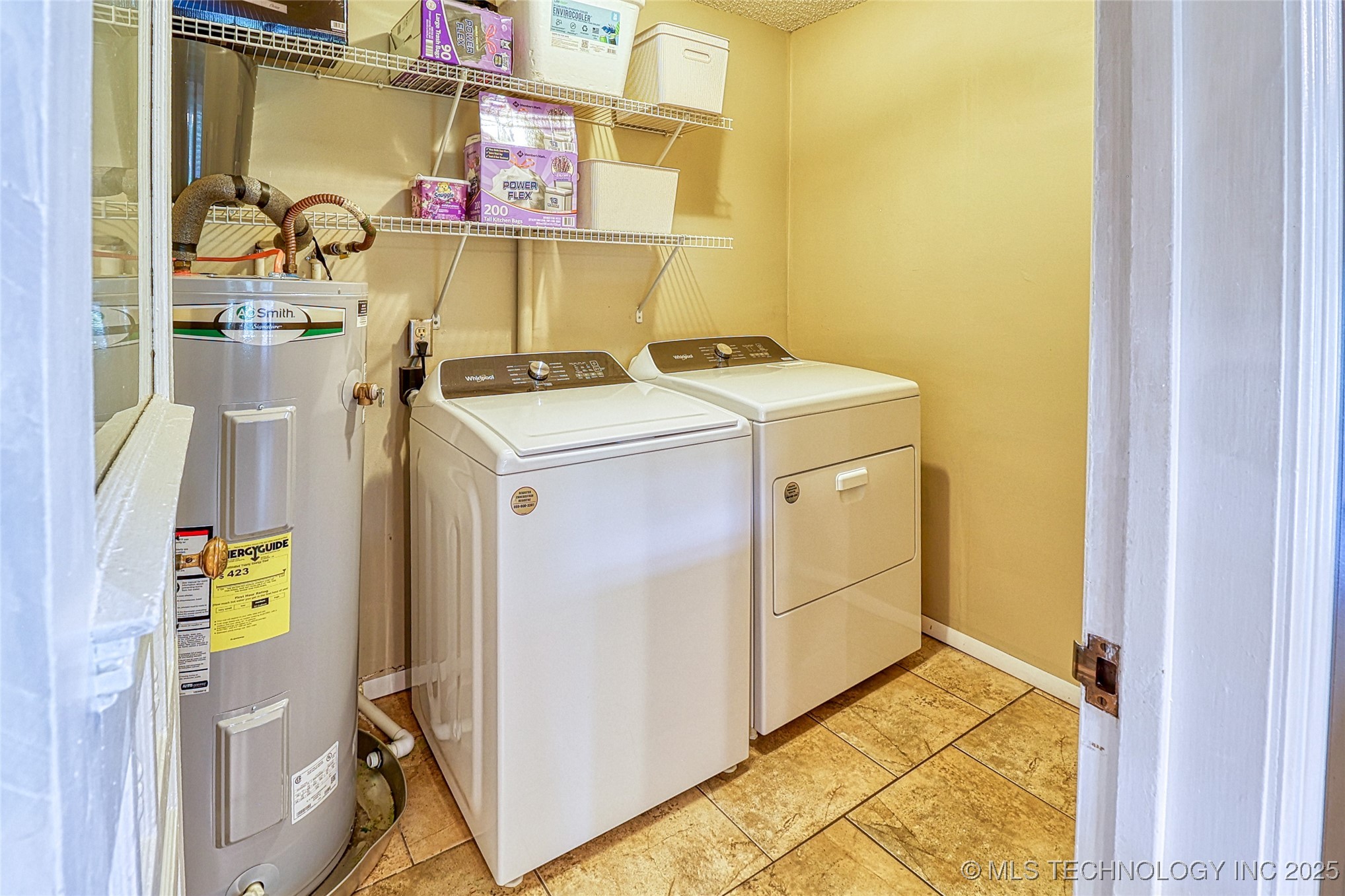 14 E Smith Avenue Property Photo 41