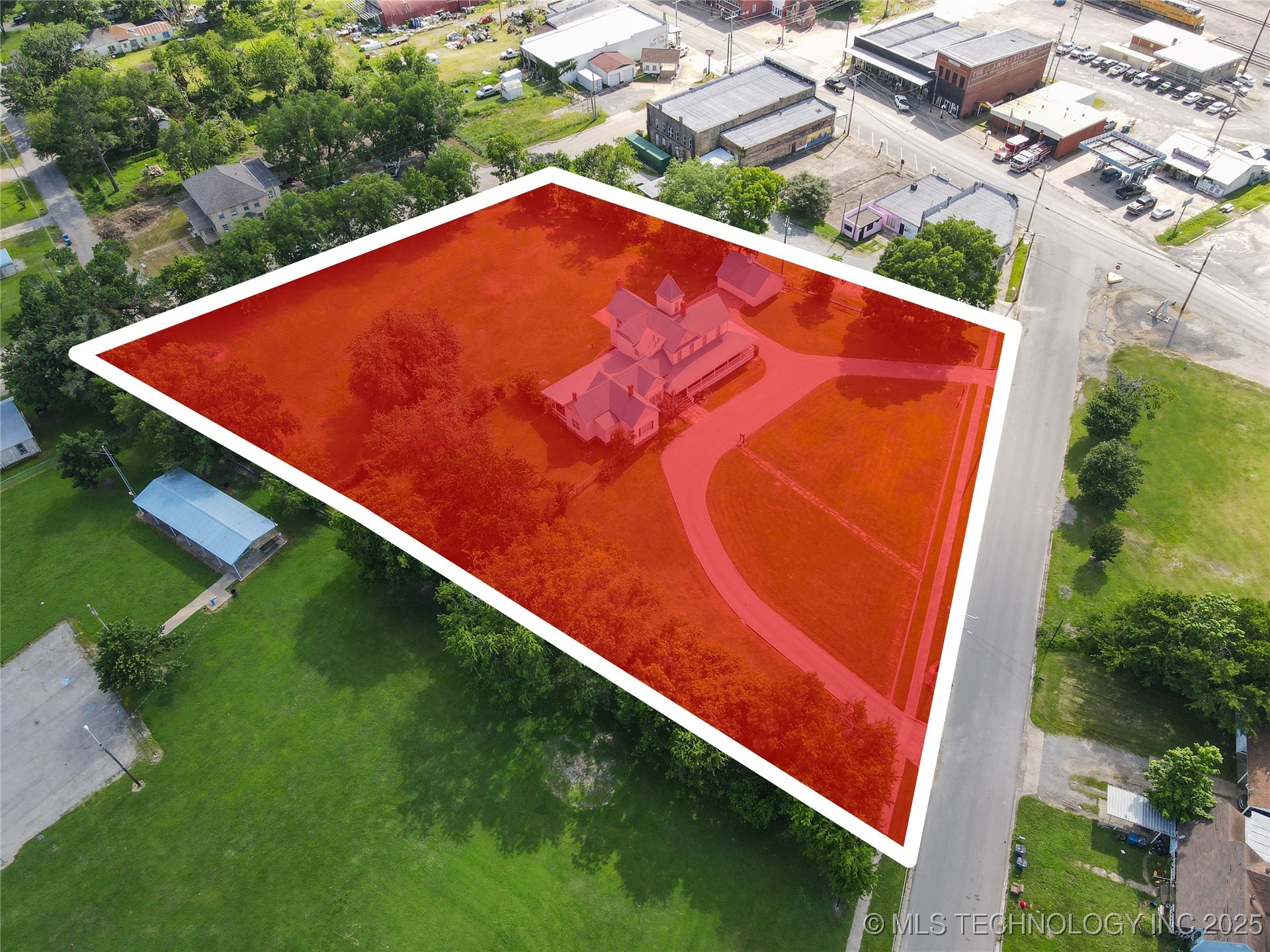 14 E Smith Avenue Property Photo 53