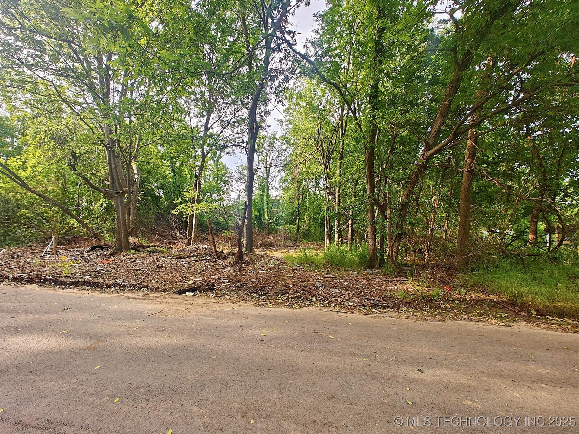 2500 Findlay Avenue Property Photo 6