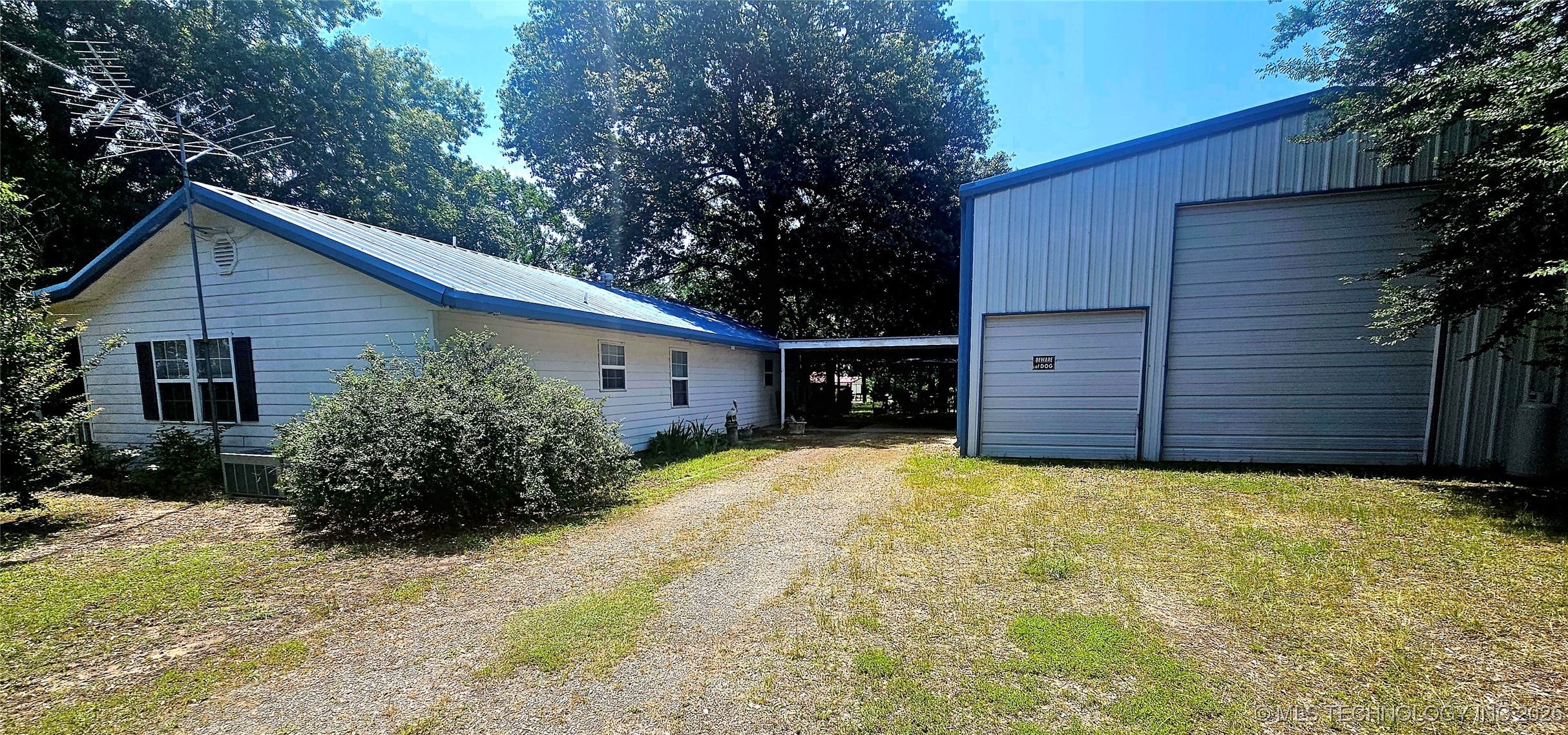 421975 E 1155 Road Property Photo 6